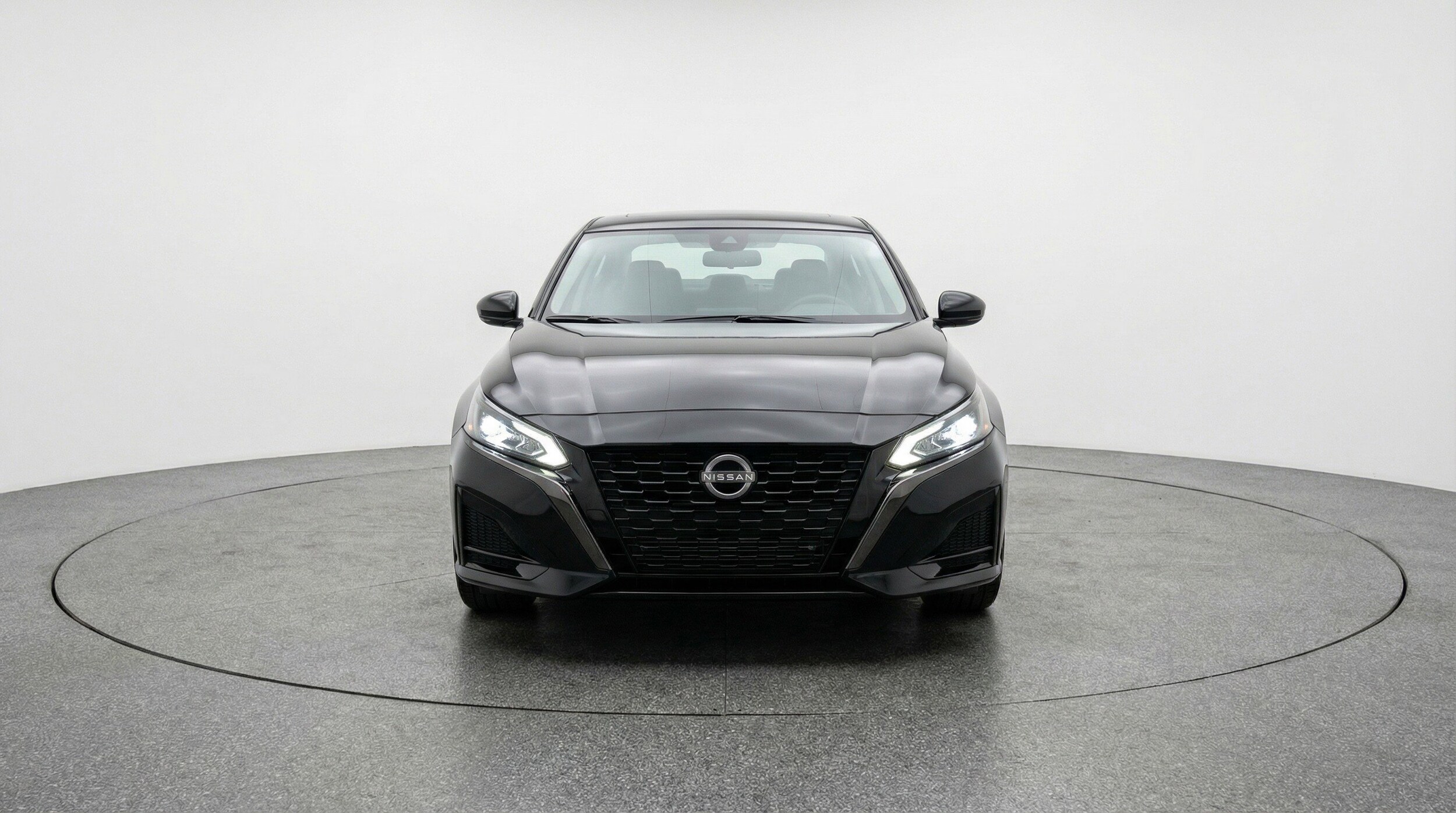 Thumbnail: 2025 Nissan Altima - 2