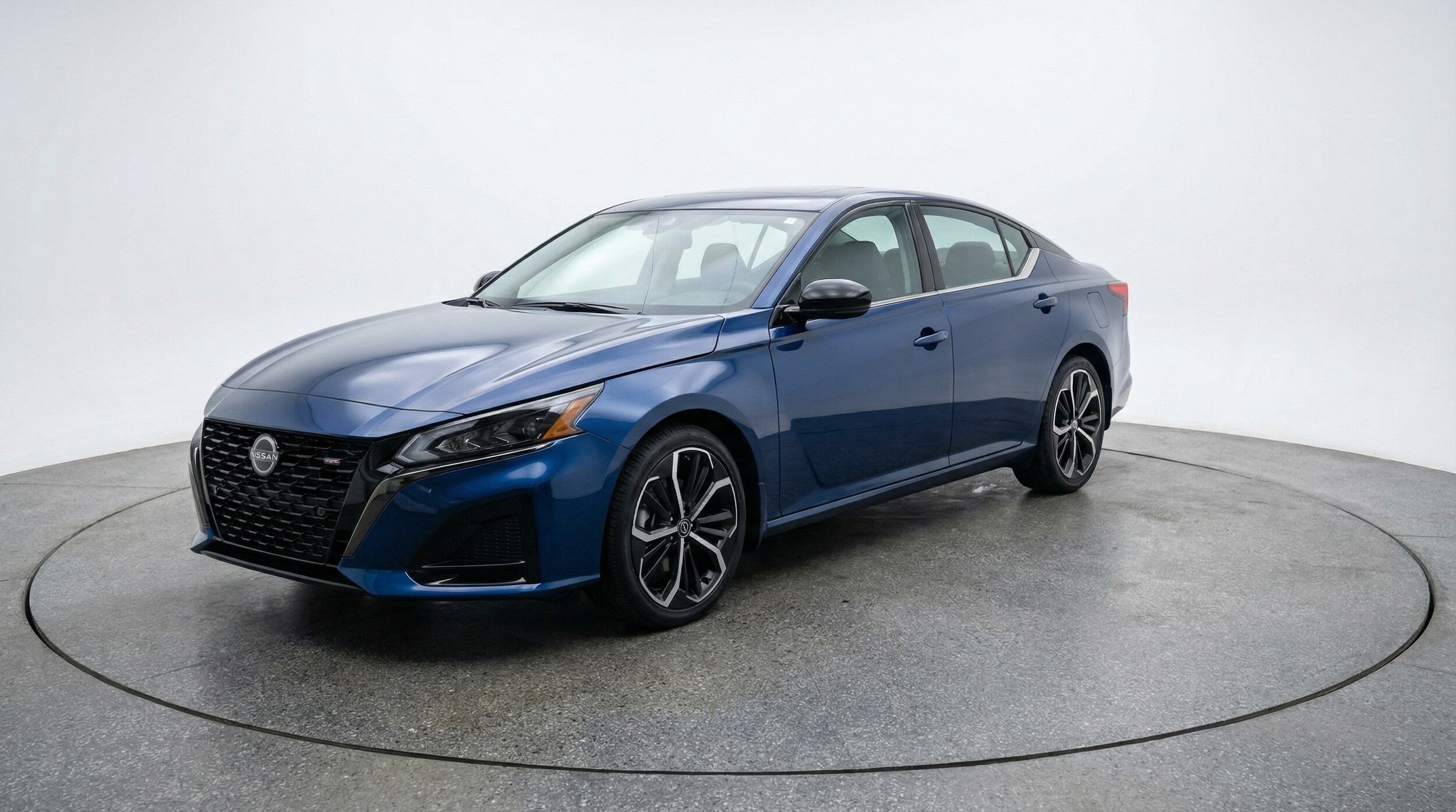 Thumbnail: 2025 Nissan Altima - 3