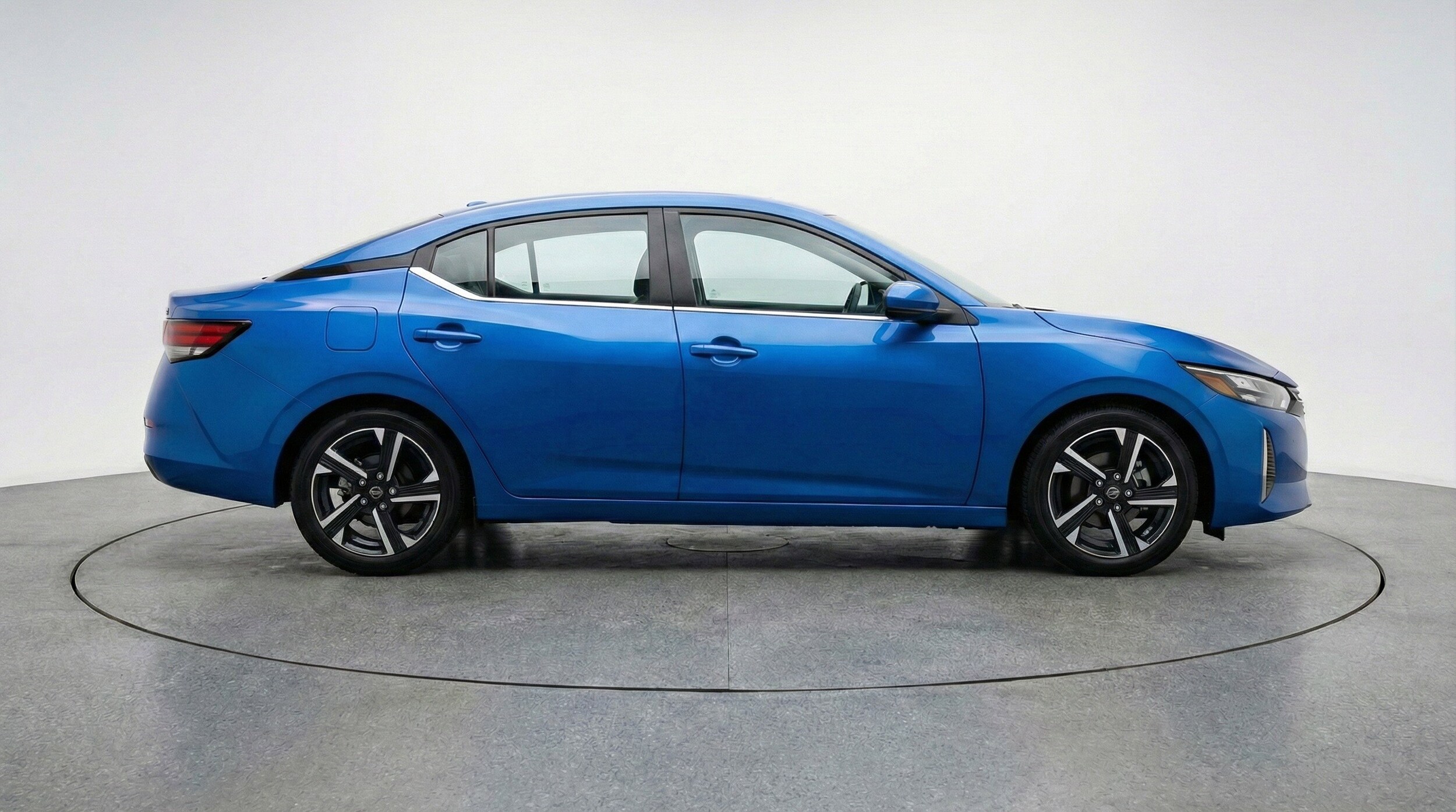 Thumbnail: 2025 Nissan Sentra - 11