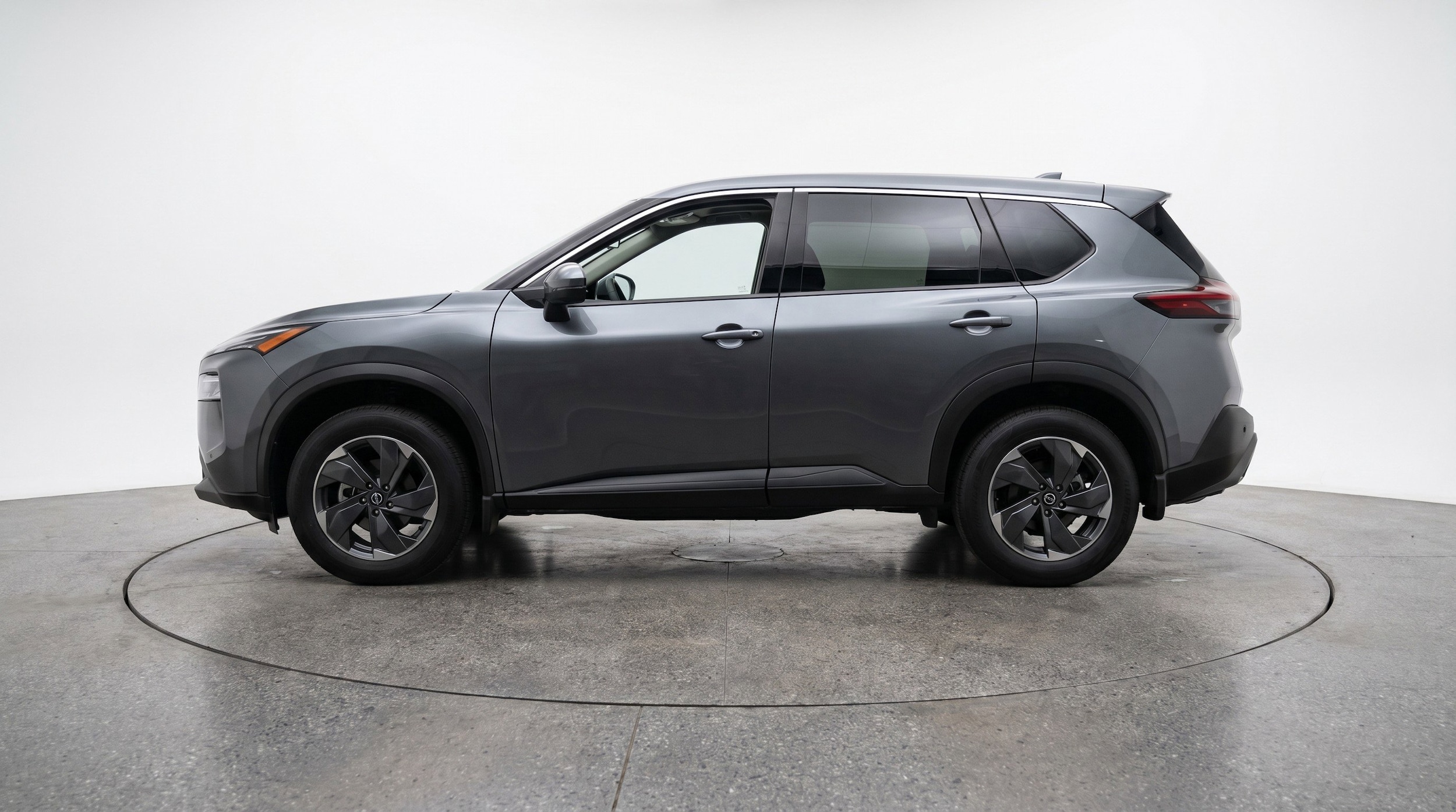 Thumbnail: 2025 Nissan Rogue - 5