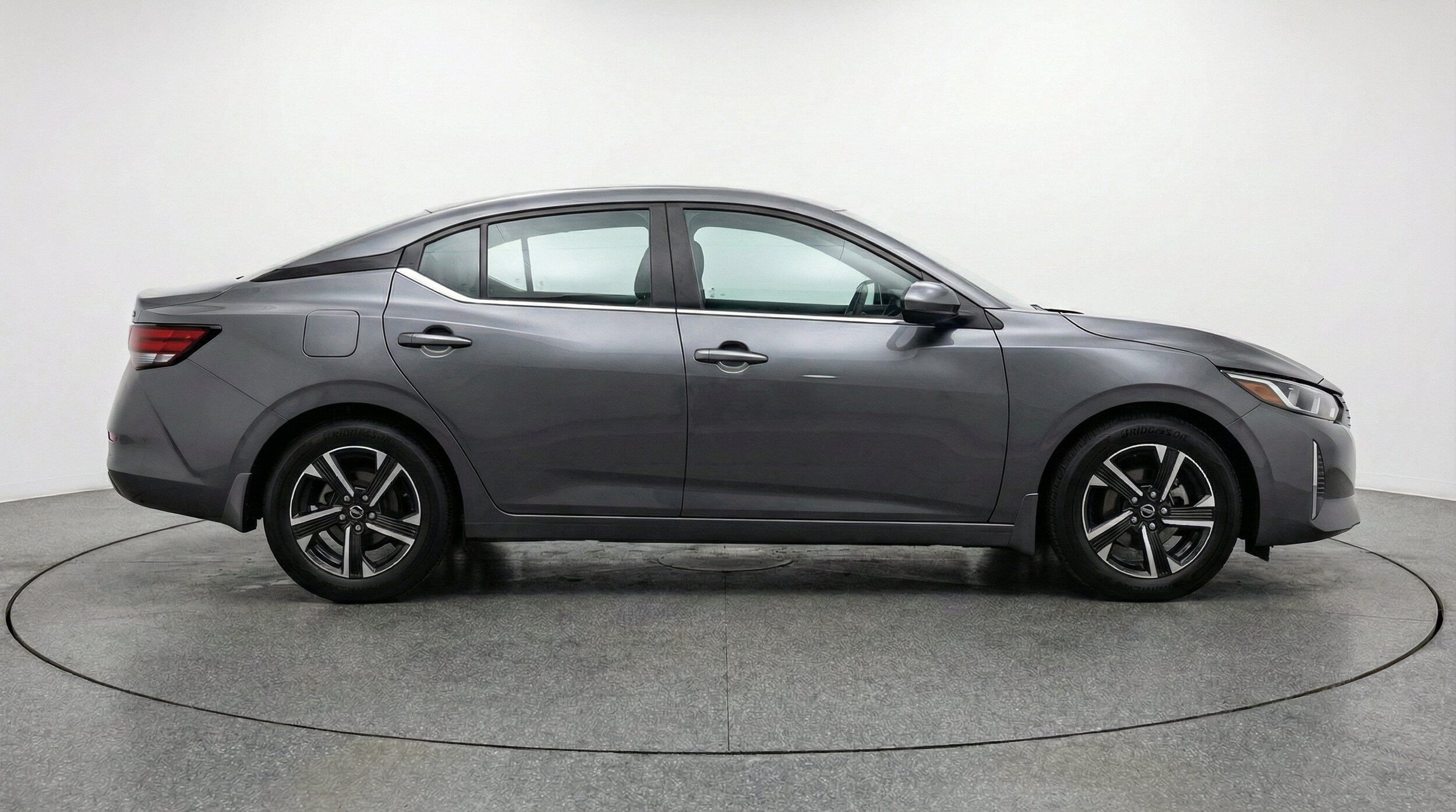 Thumbnail: 2025 Nissan Sentra - 11