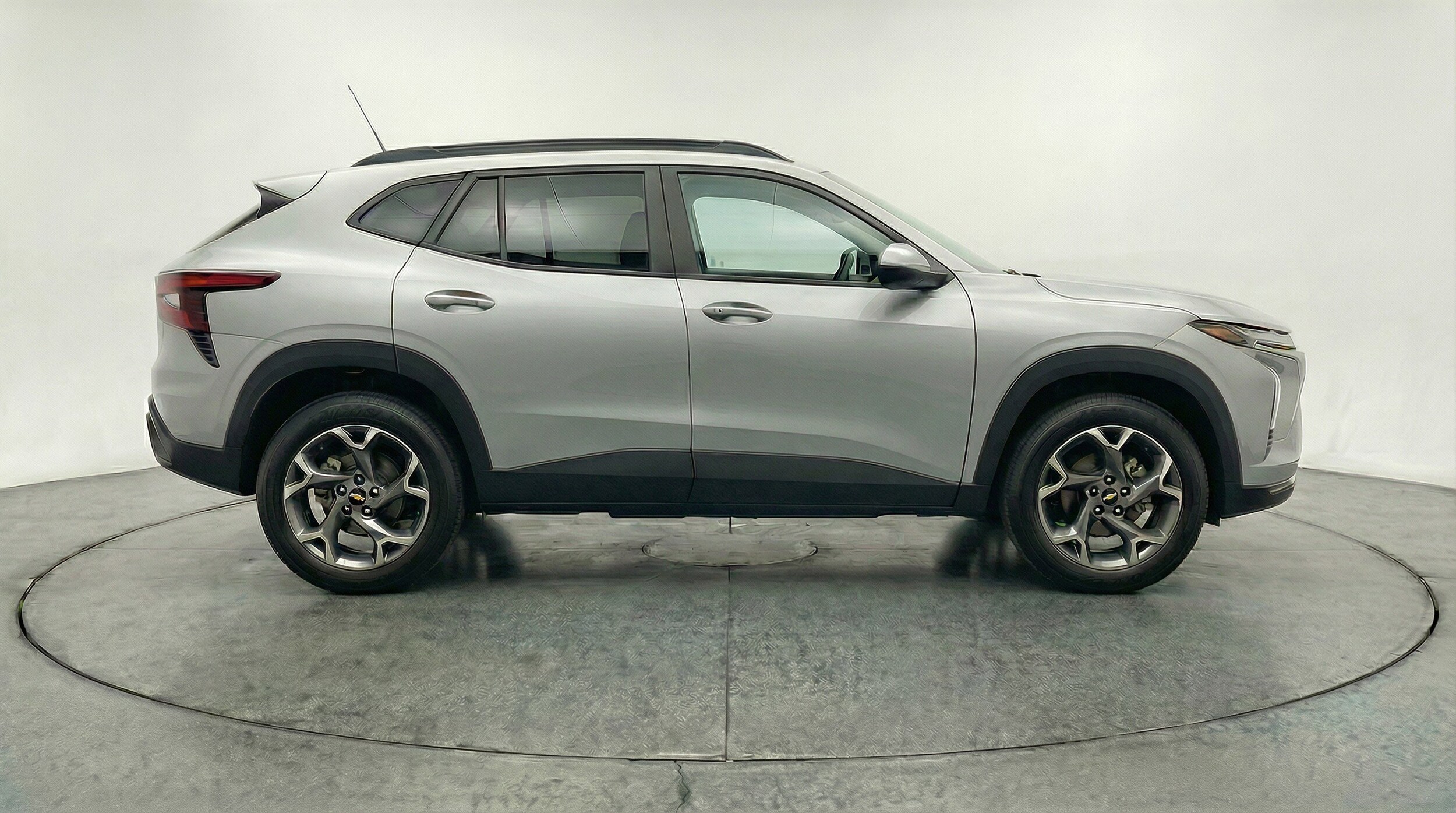 Thumbnail: 2025 Chevrolet Trax - 11