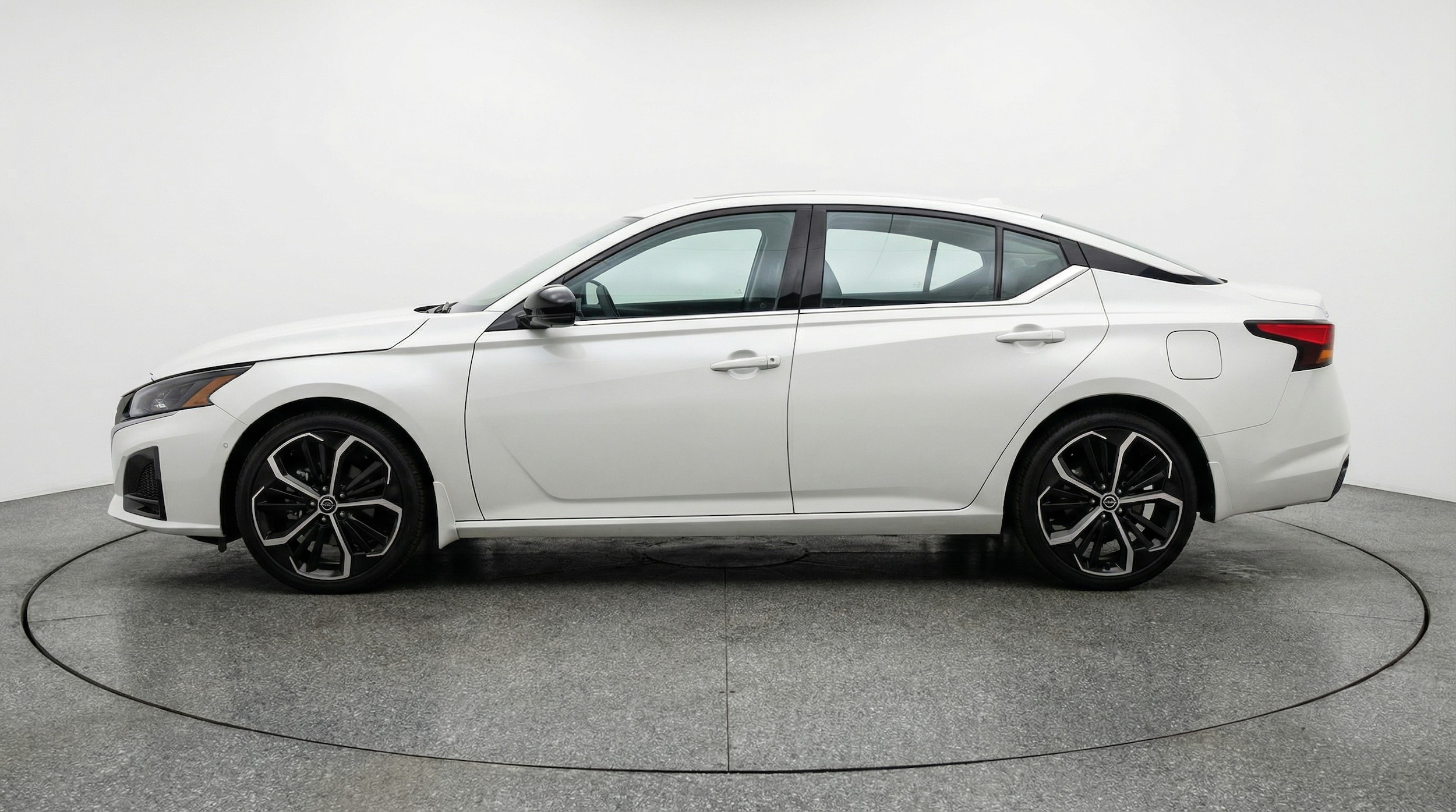 Thumbnail: 2025 Nissan Altima - 4