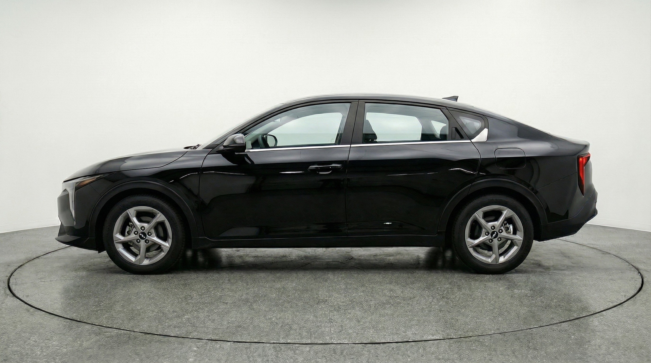 Thumbnail: 2025 Kia K4 - 5