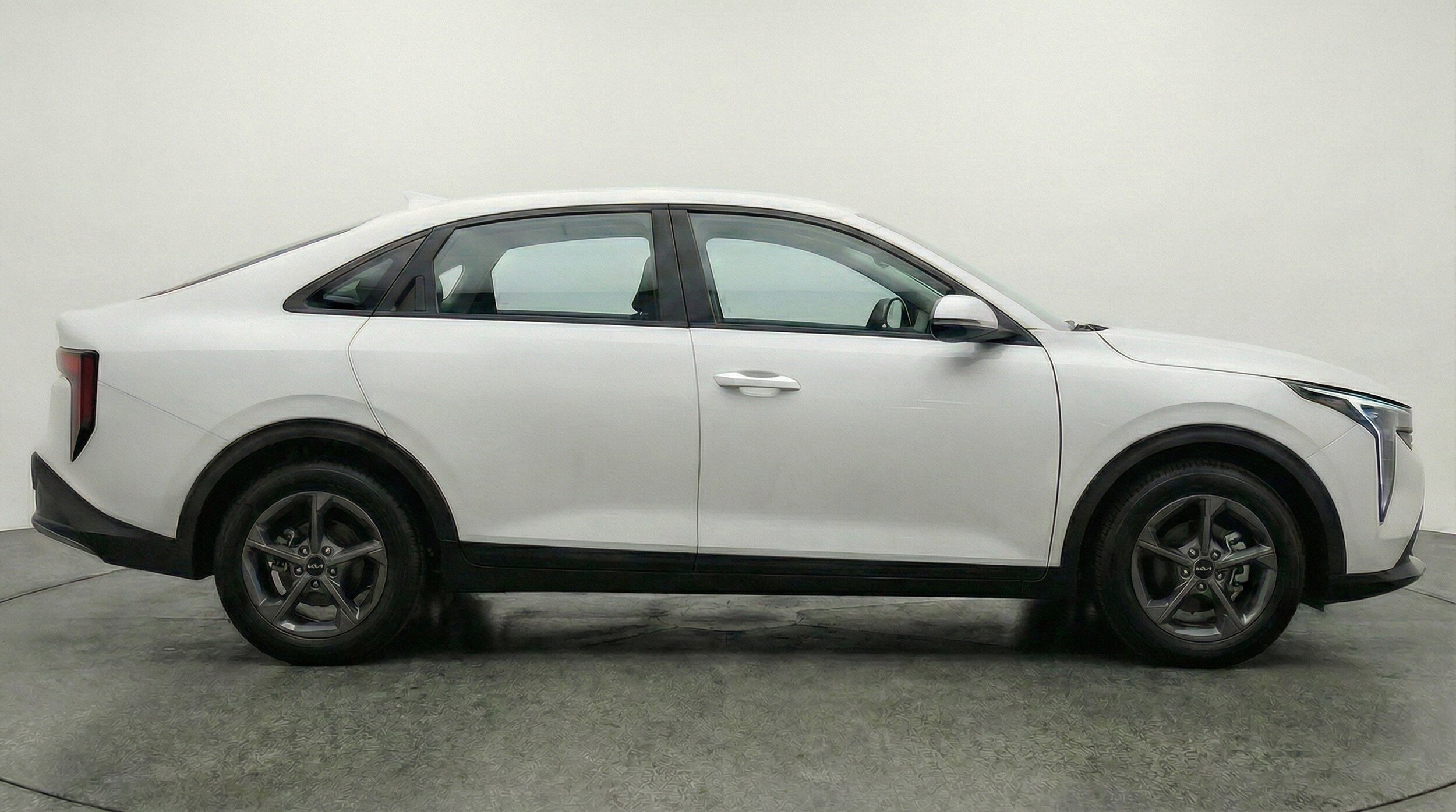Thumbnail: 2025 Kia K4 - 11