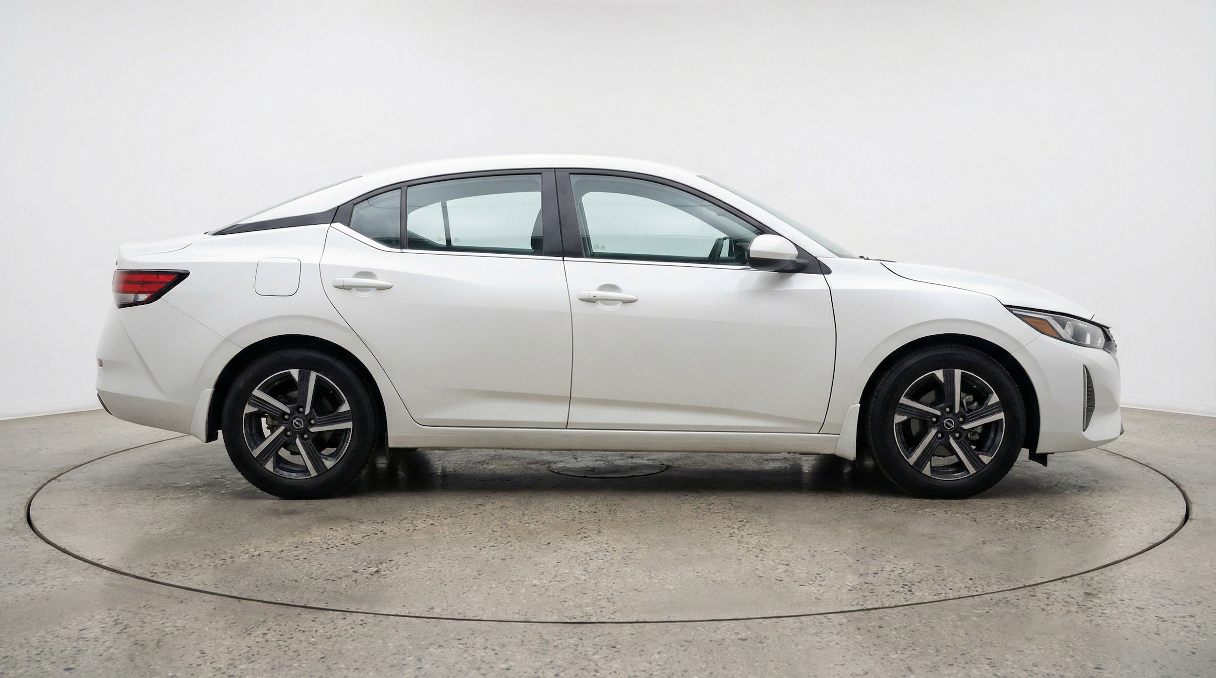 Thumbnail: 2025 Nissan Sentra - 11
