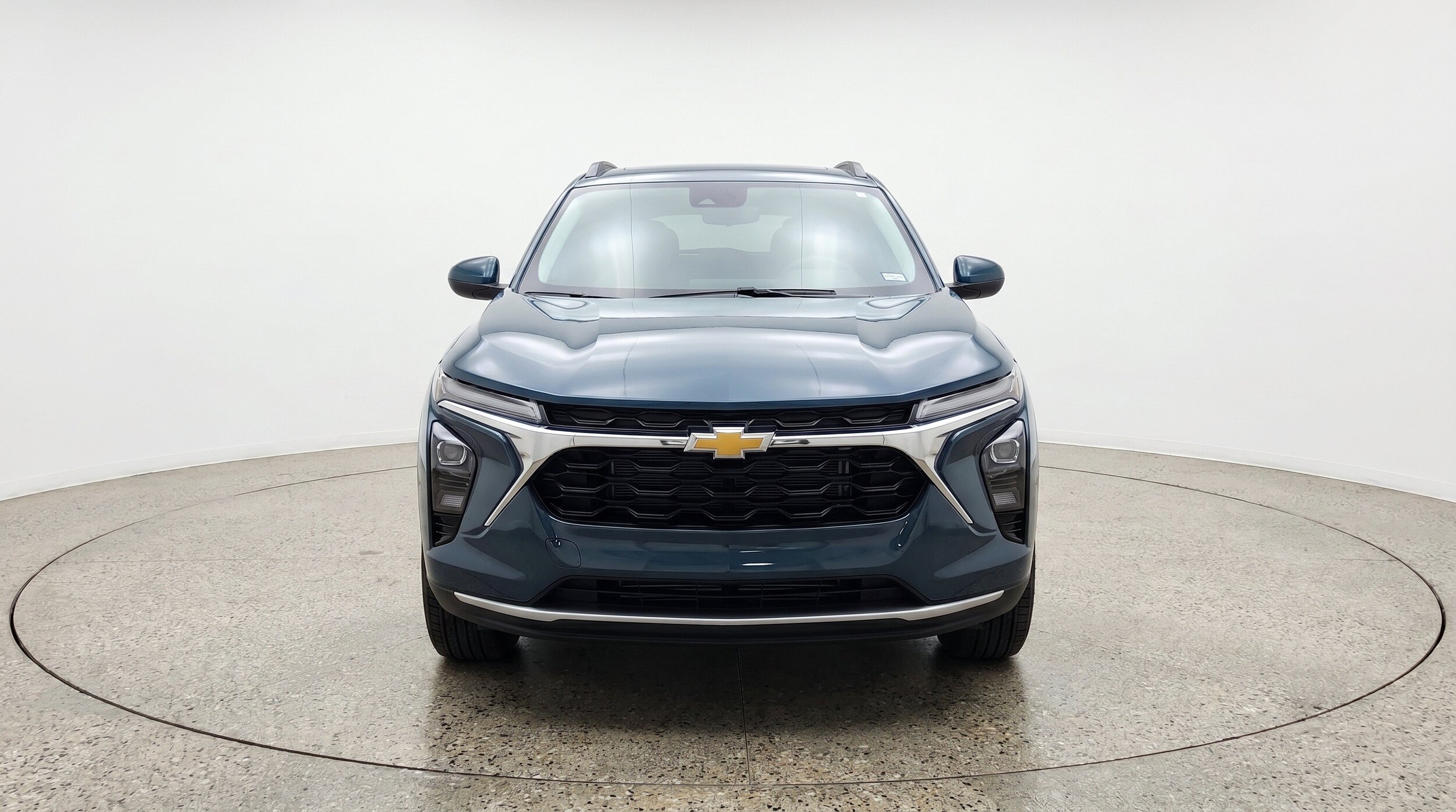Thumbnail: 2025 Chevrolet Trax - 2