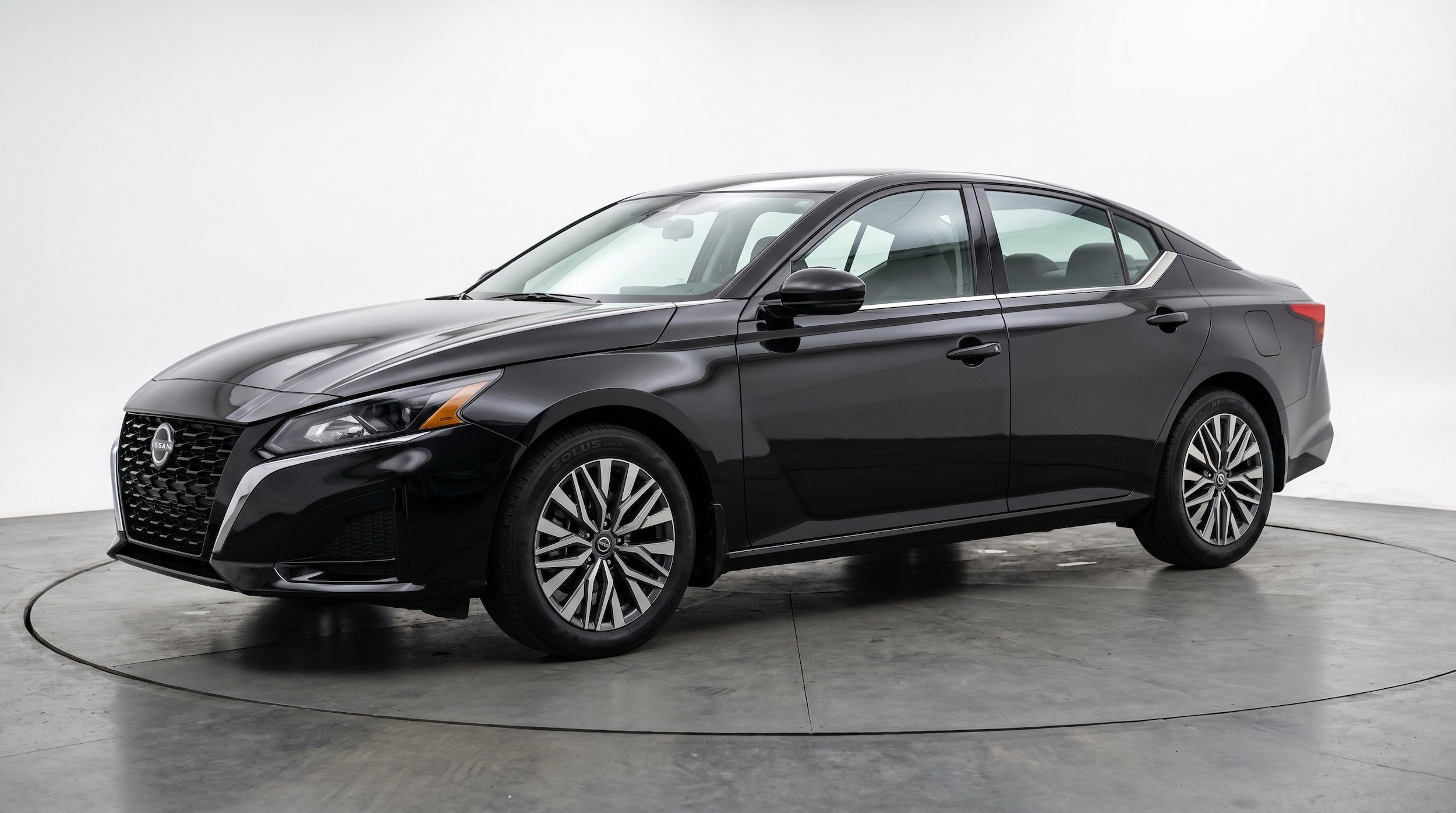 Thumbnail: 2025 Nissan Altima - 3
