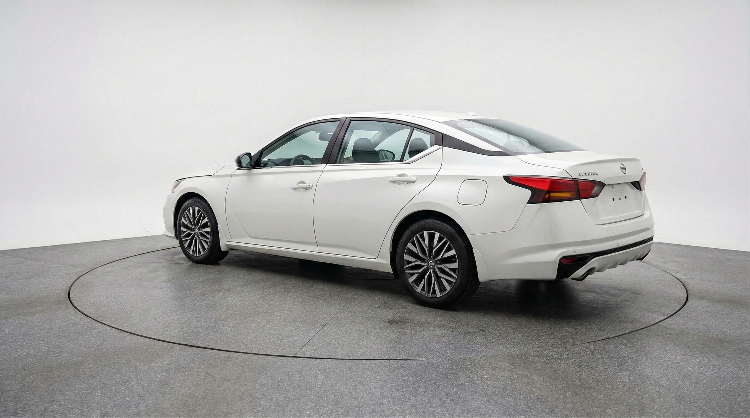 Thumbnail: 2025 Nissan Altima - 5