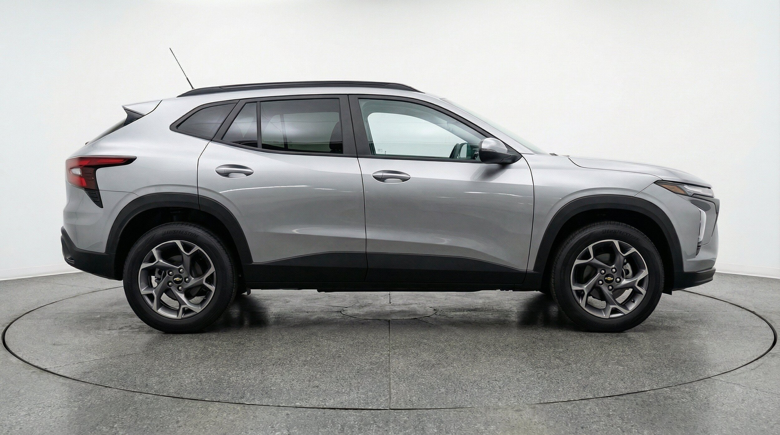 Thumbnail: 2025 Chevrolet Trax - 11