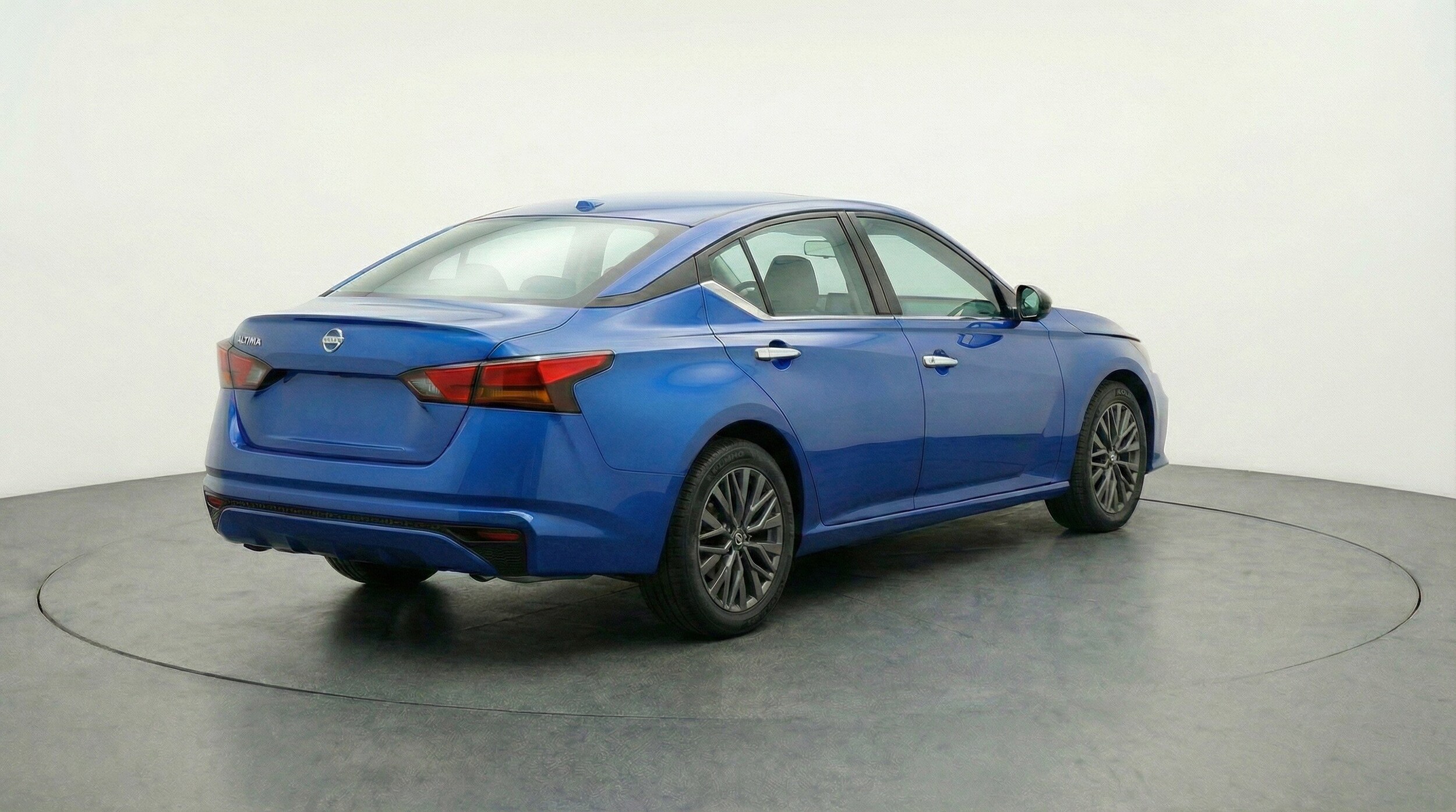 Thumbnail: 2025 Nissan Altima - 9
