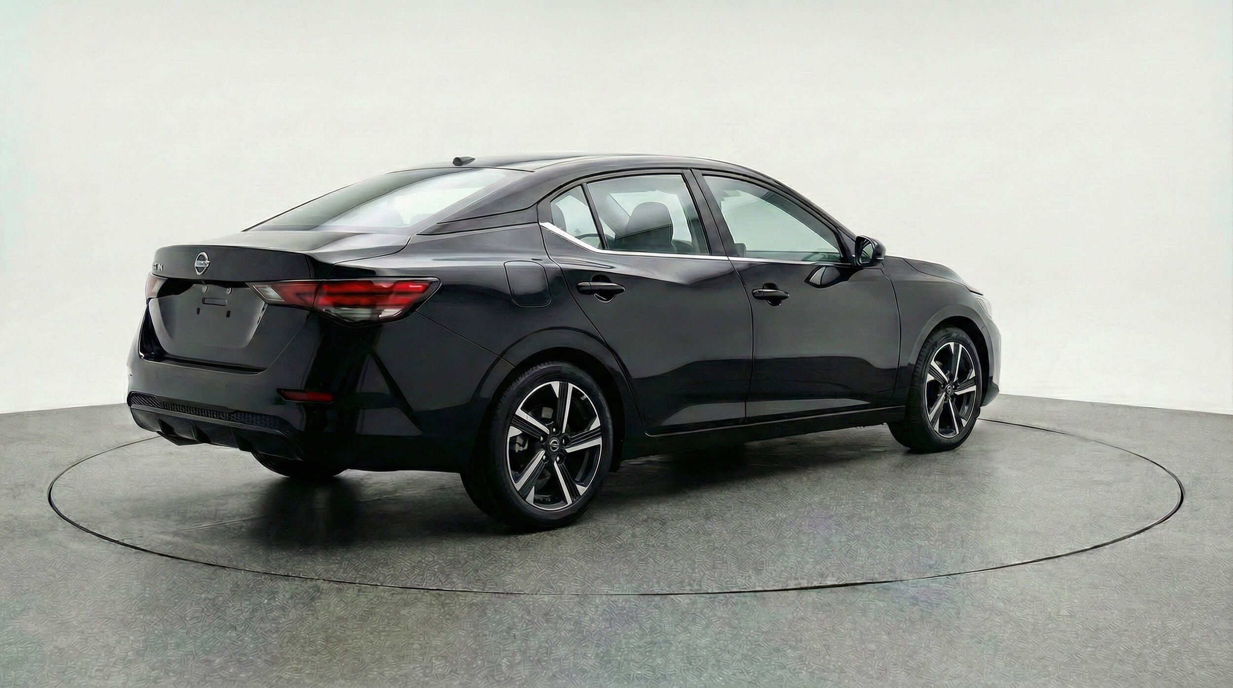 Thumbnail: 2025 Nissan Sentra - 9