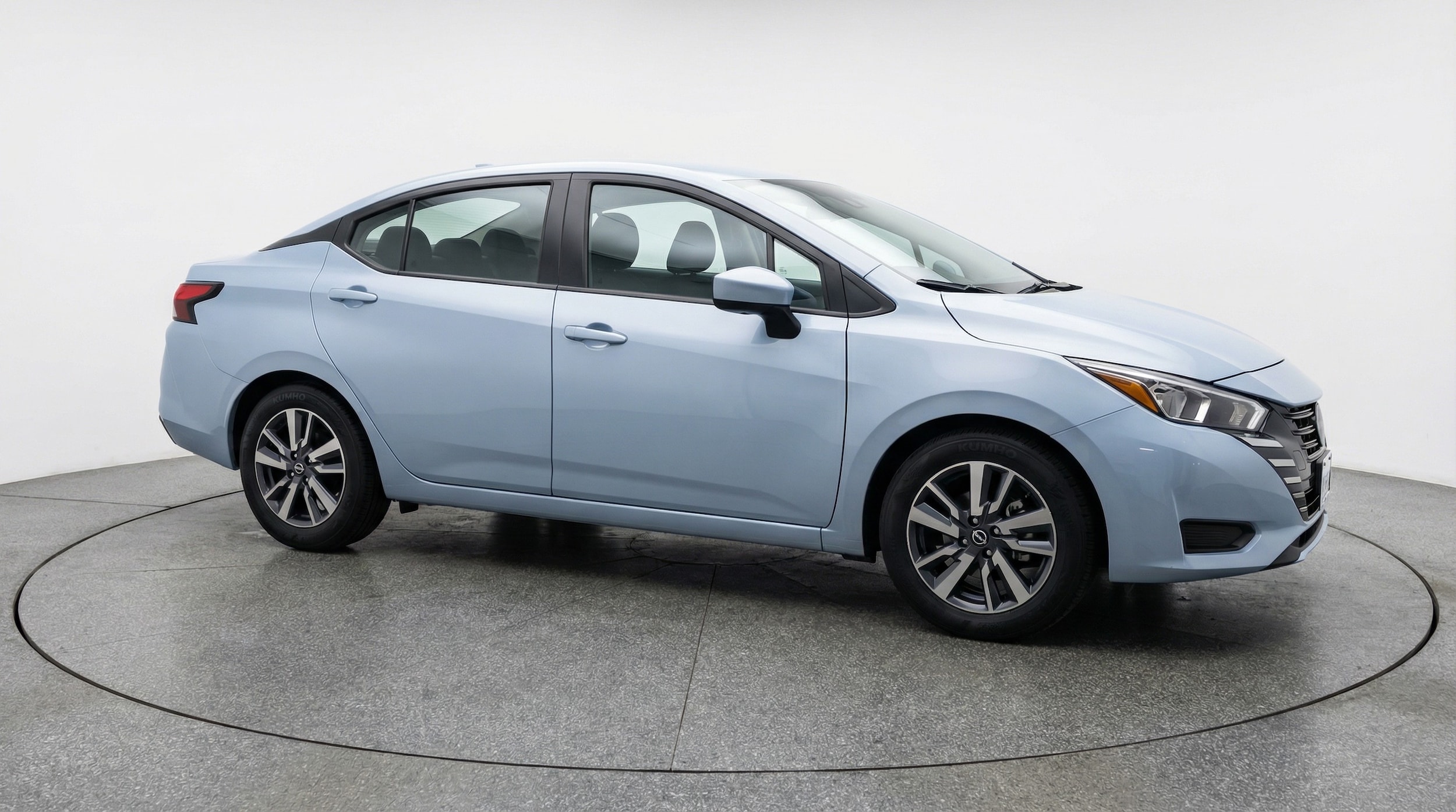 2025 Nissan Versa Sedan SV