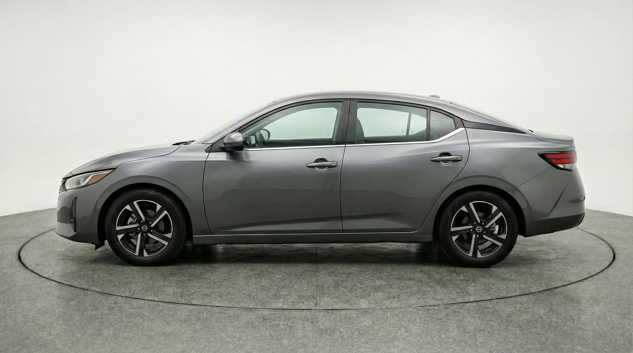 Thumbnail: 2025 Nissan Sentra - 5