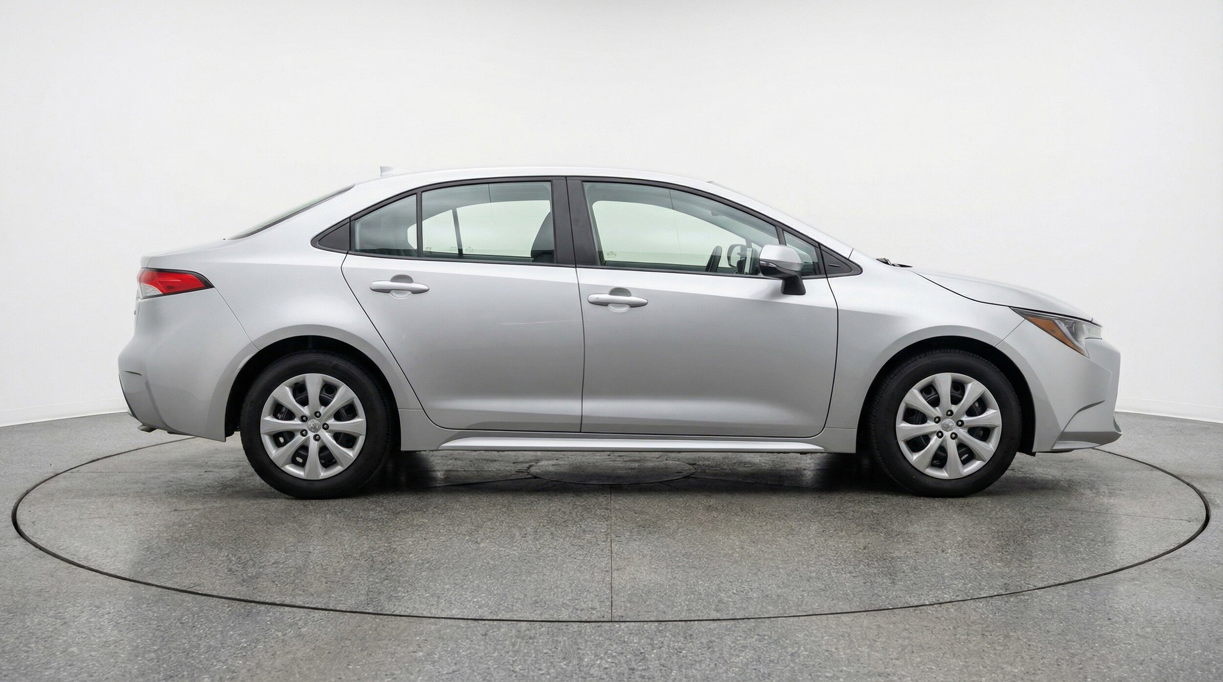 Thumbnail: 2025 Toyota Corolla - 11