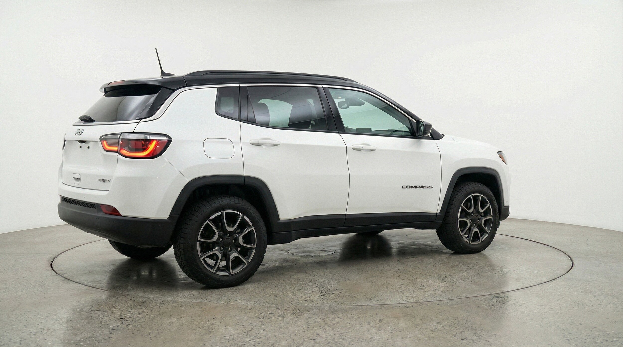 Thumbnail: 2025 Jeep Compass - 9