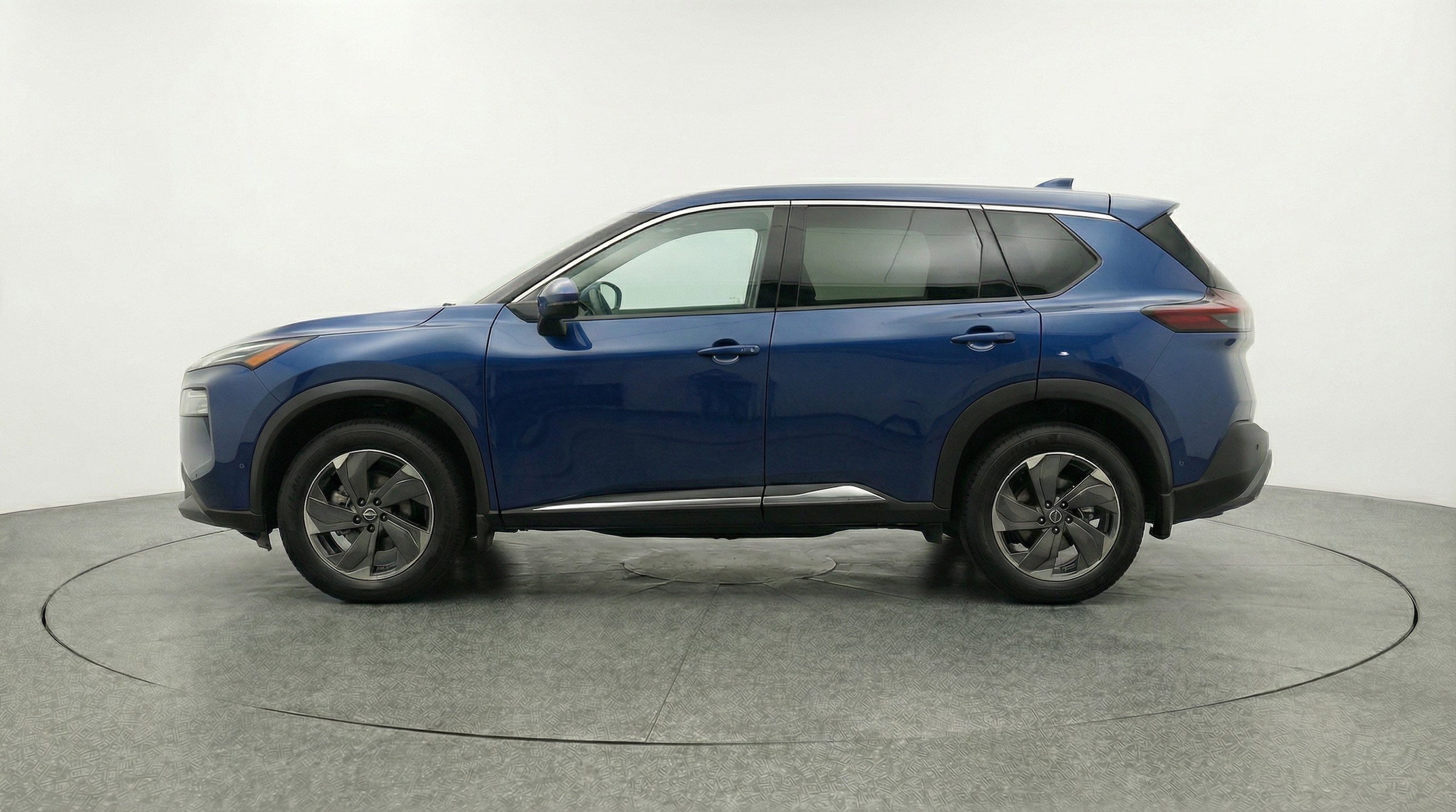 Thumbnail: 2025 Nissan Rogue - 5