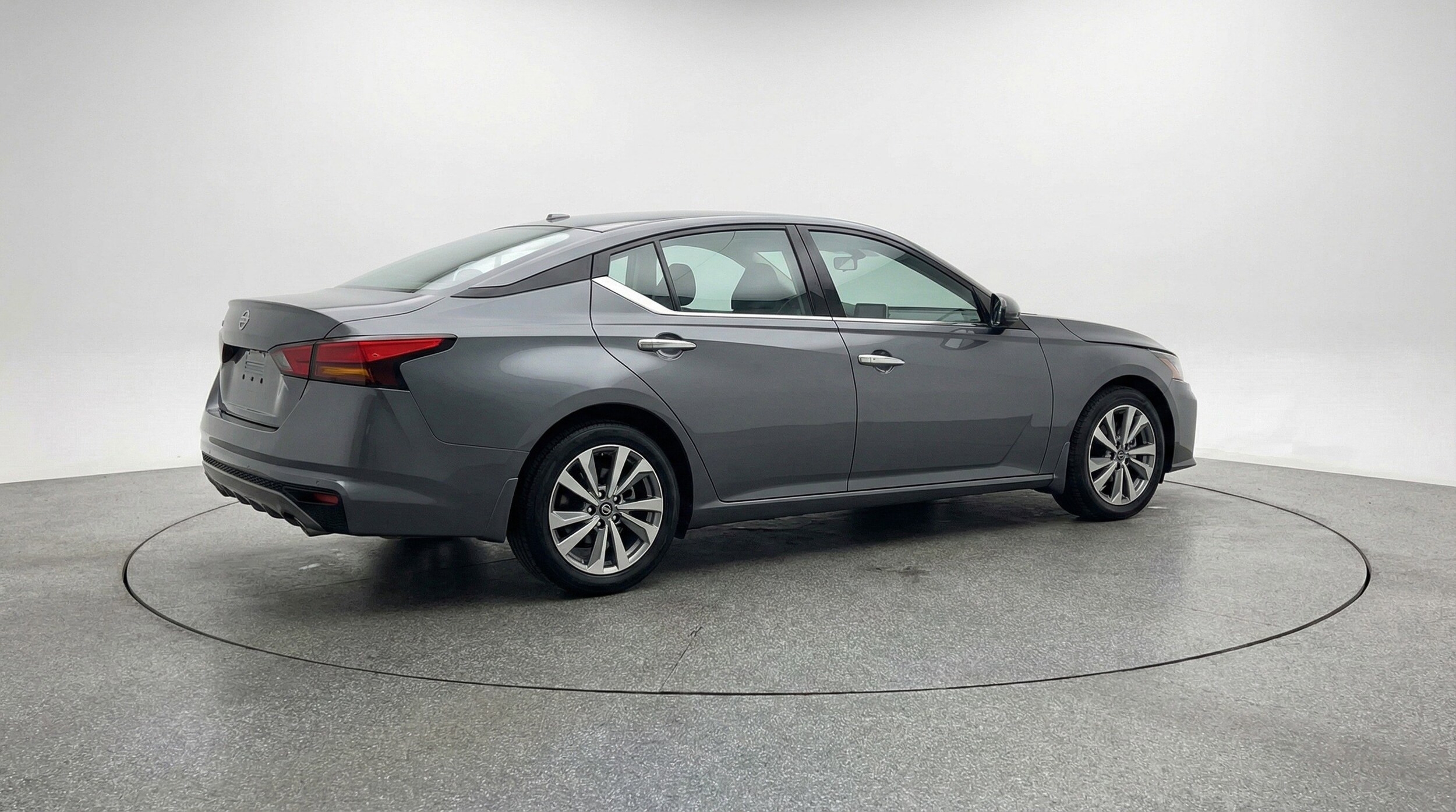 Thumbnail: 2025 Nissan Altima - 9