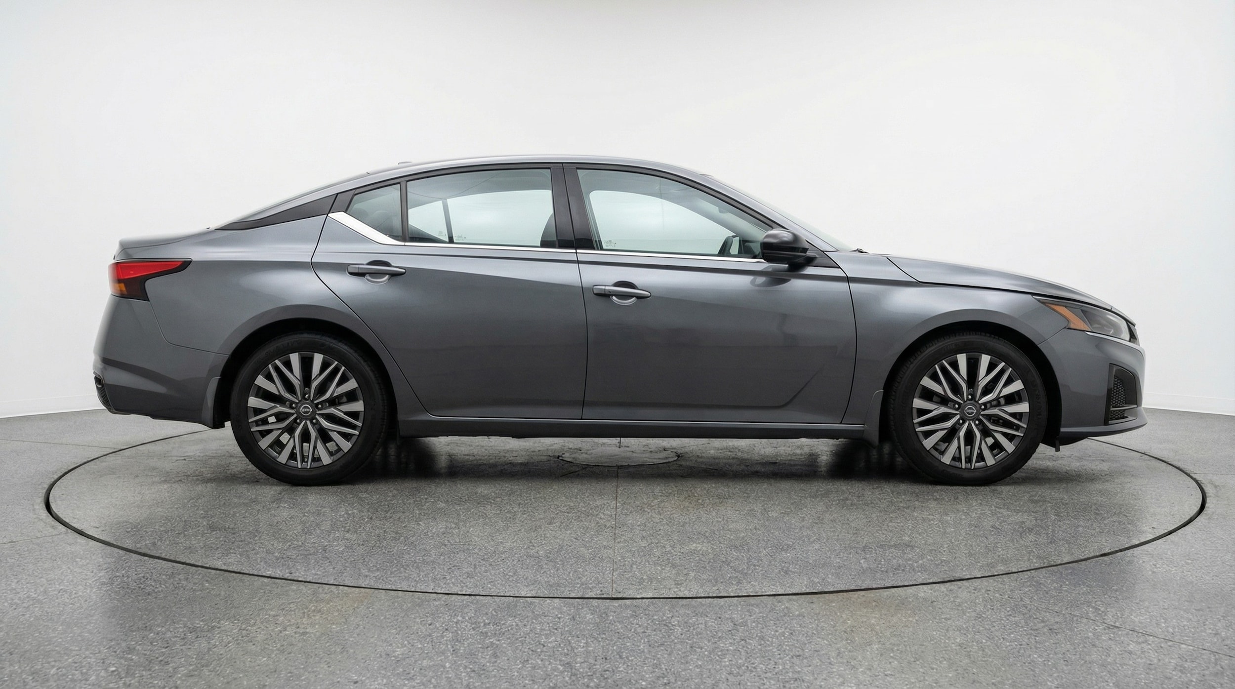 Thumbnail: 2025 Nissan Altima - 8