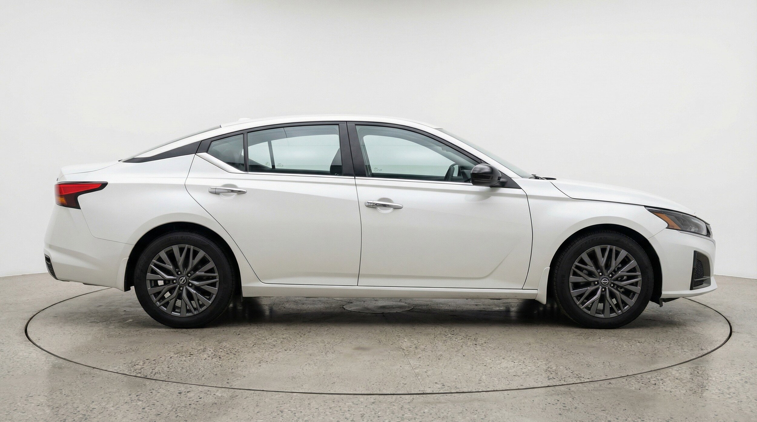 Thumbnail: 2025 Nissan Altima - 11