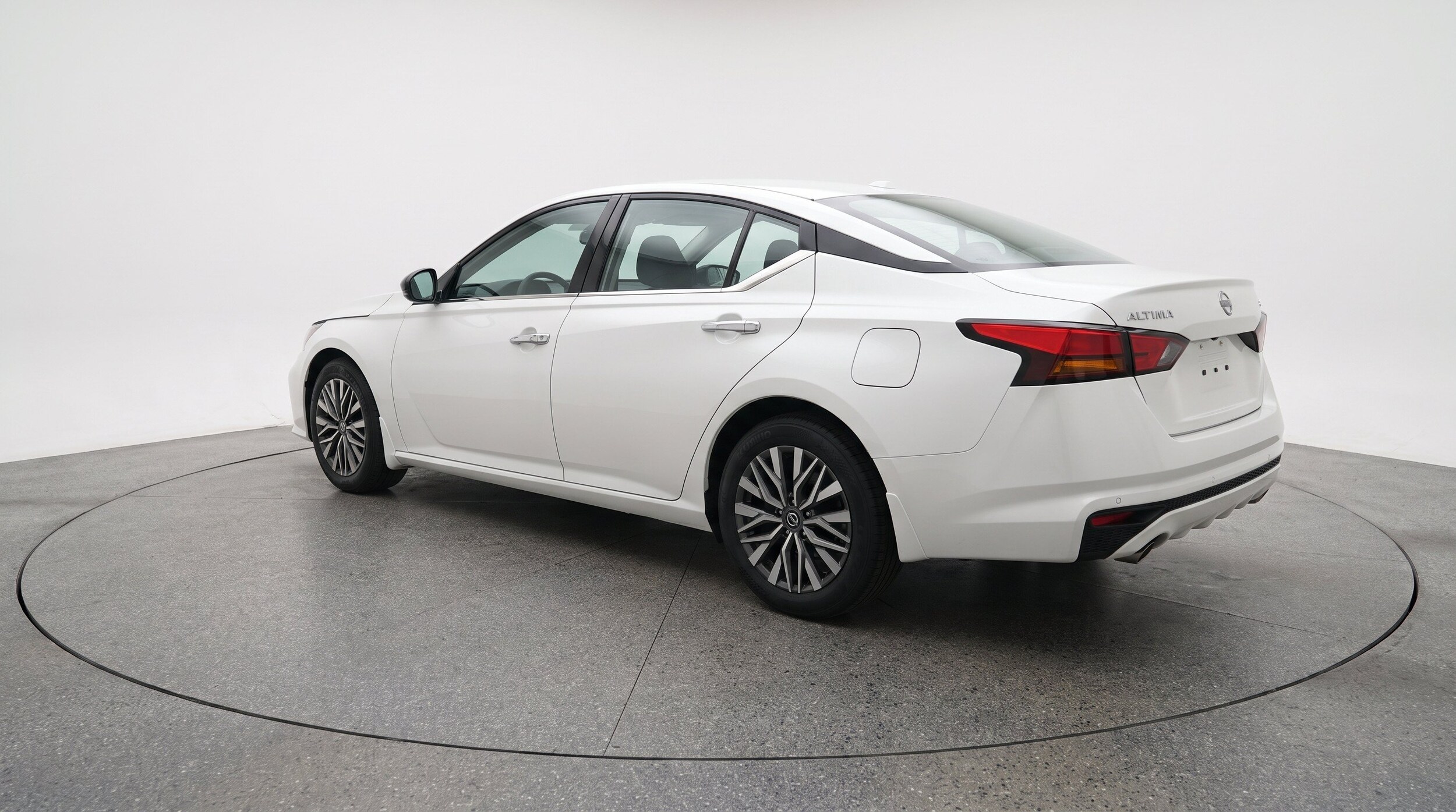 Thumbnail: 2025 Nissan Altima - 6
