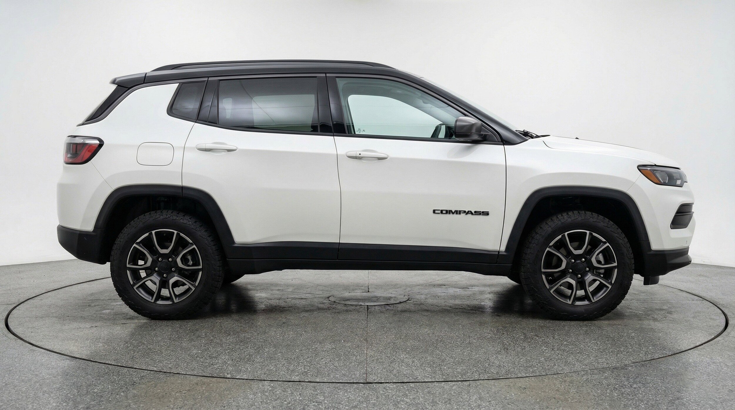 Thumbnail: 2025 Jeep Compass - 11