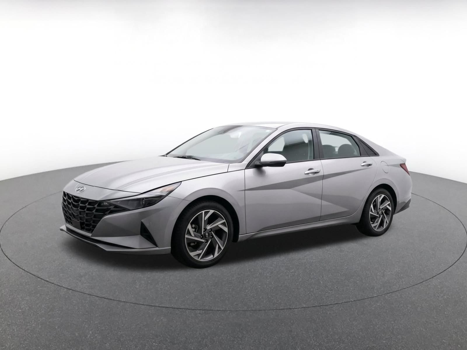 Thumbnail: 2025 Hyundai Elantra - 3