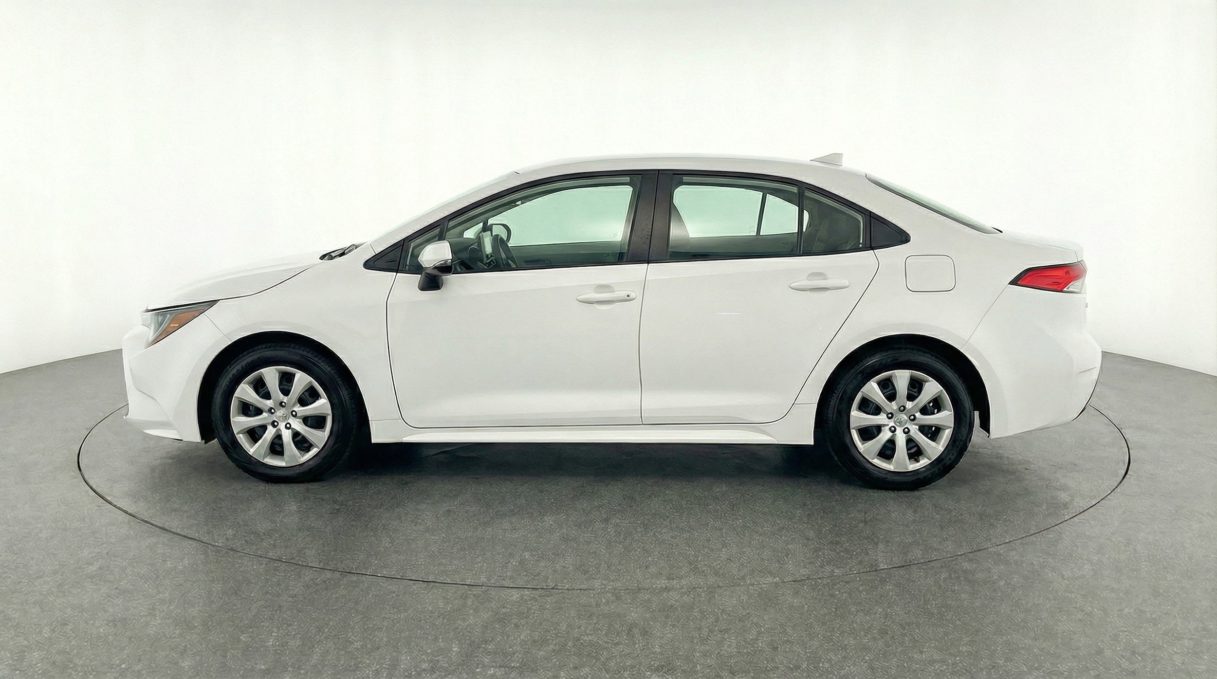 Thumbnail: 2025 Toyota Corolla - 5