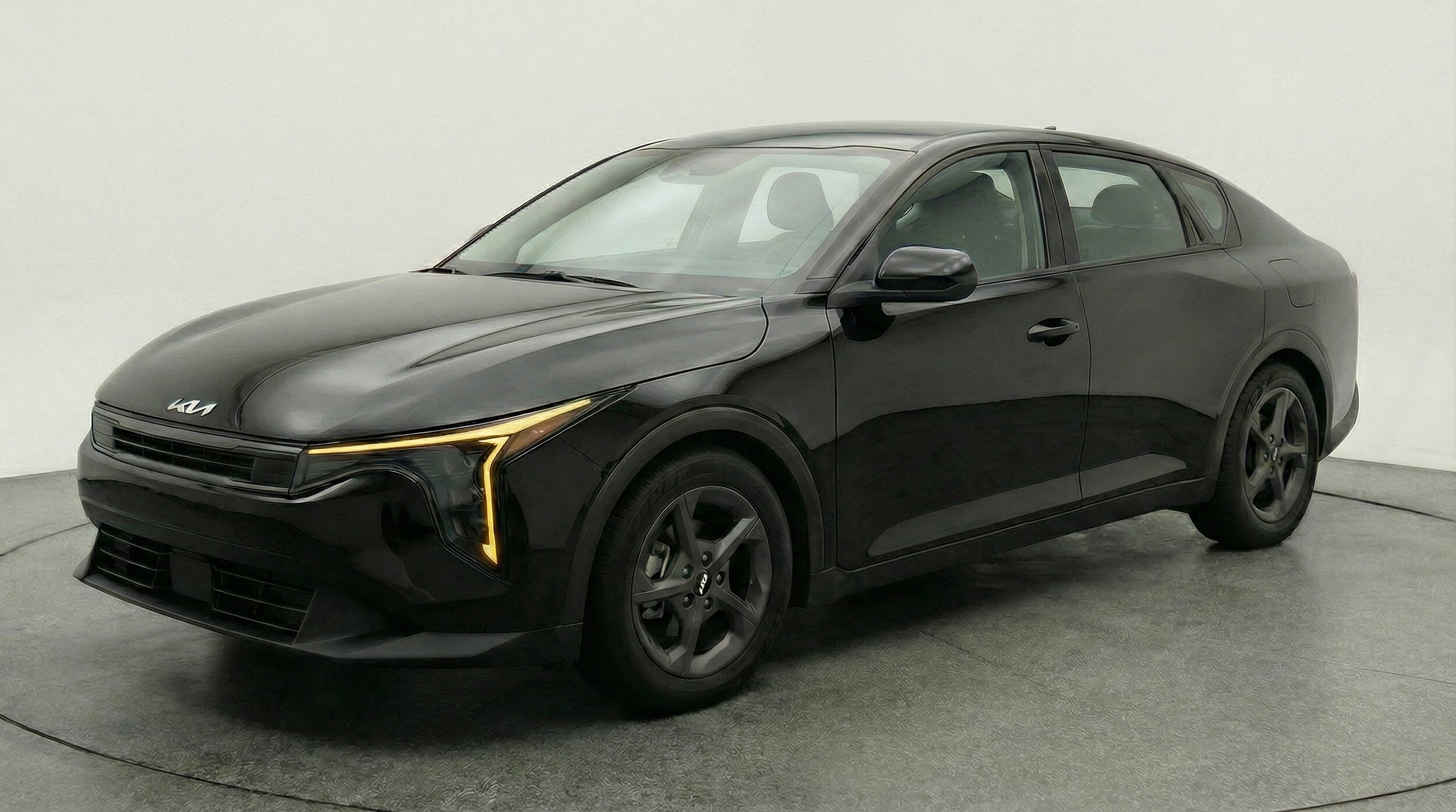 Thumbnail: 2025 Kia K4 - 3