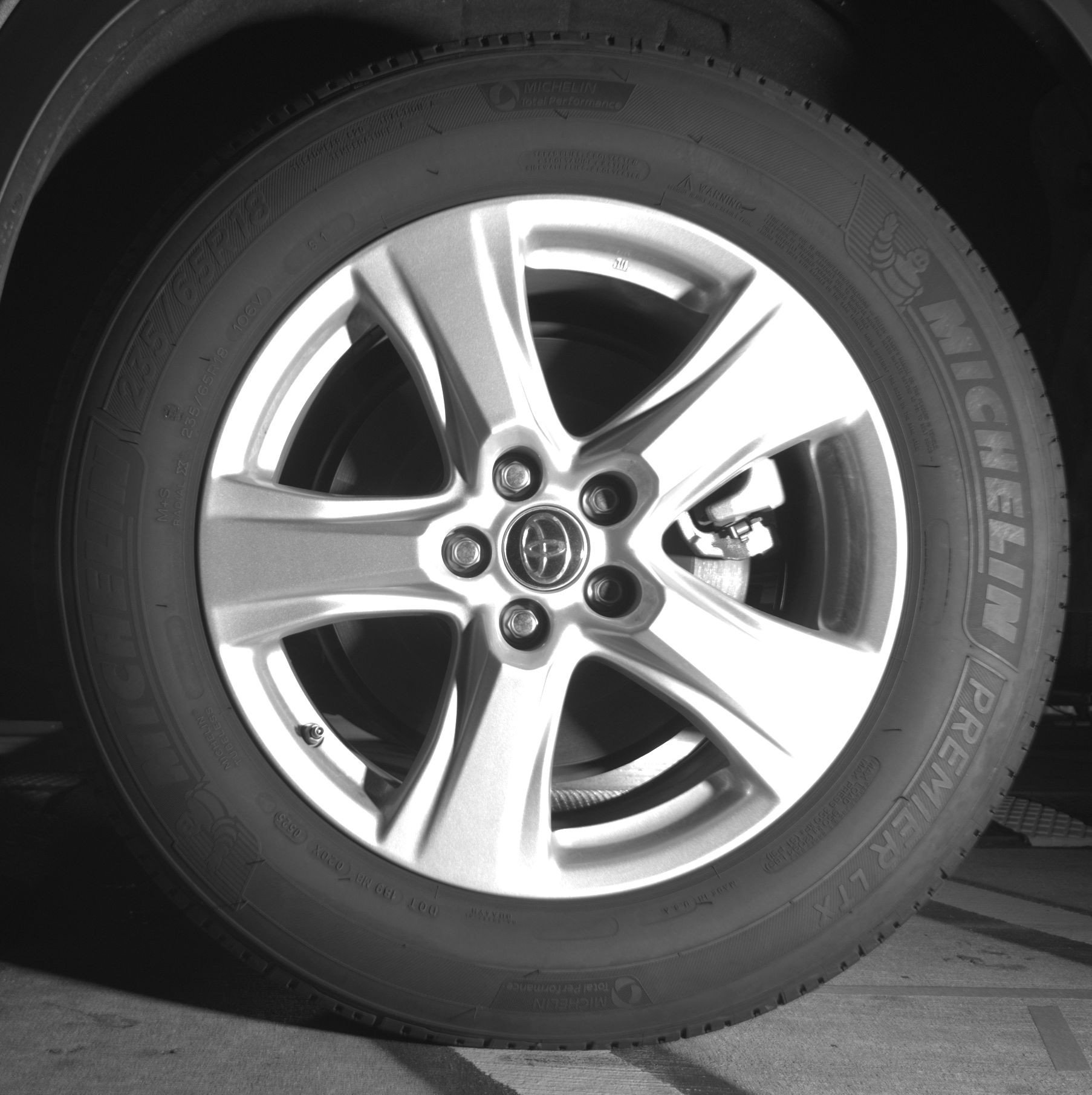 Thumbnail: 2025 Toyota Highlander - 14