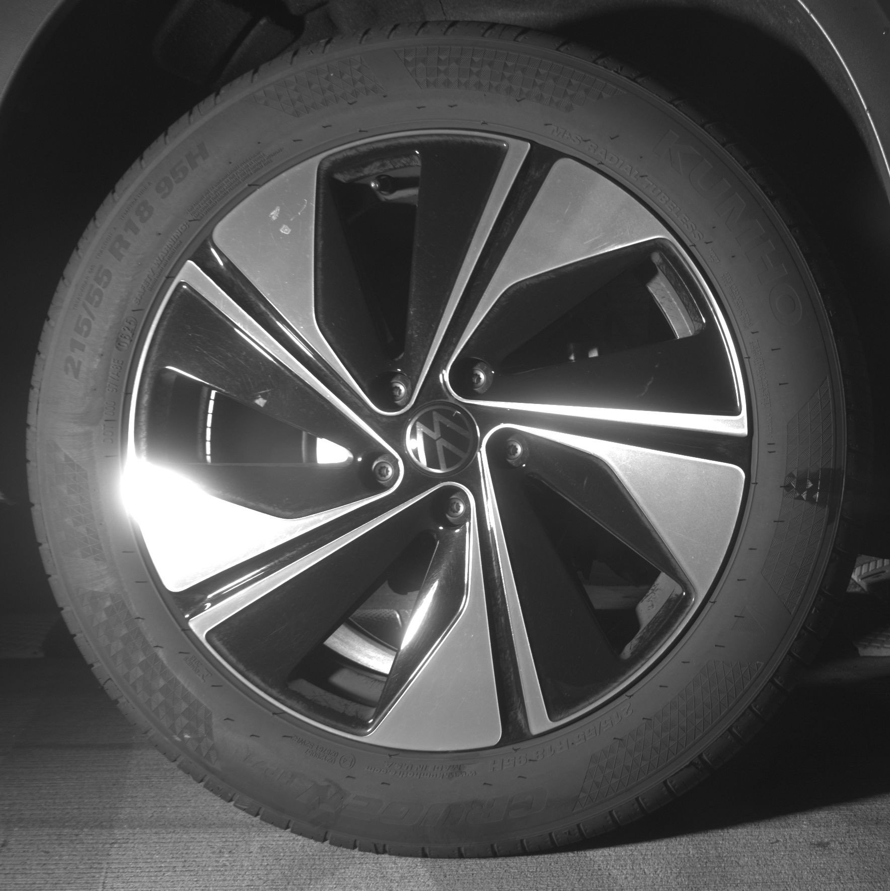 Thumbnail: 2025 Volkswagen Taos - 15