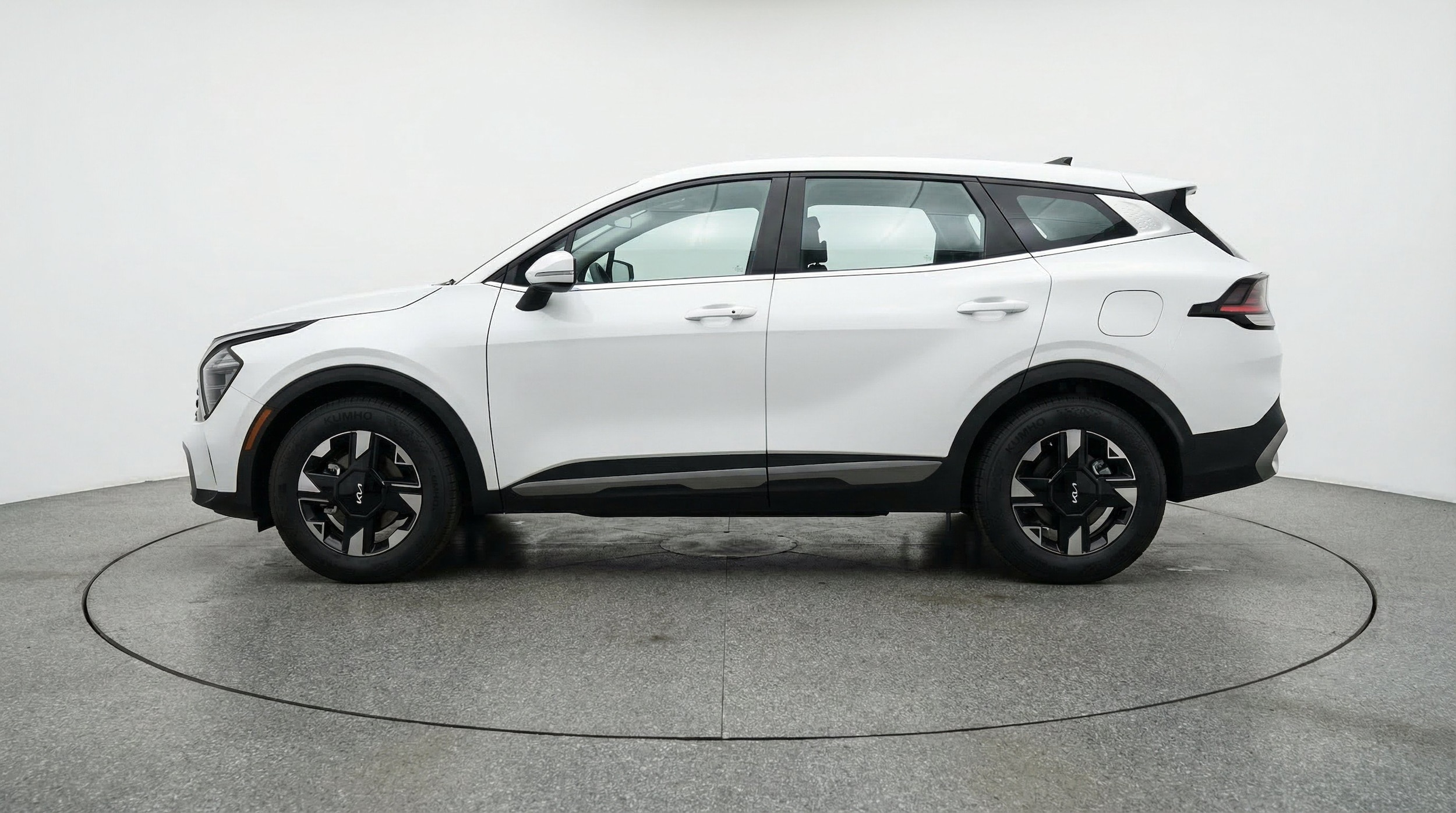 Thumbnail: 2026 Kia Sportage - 5