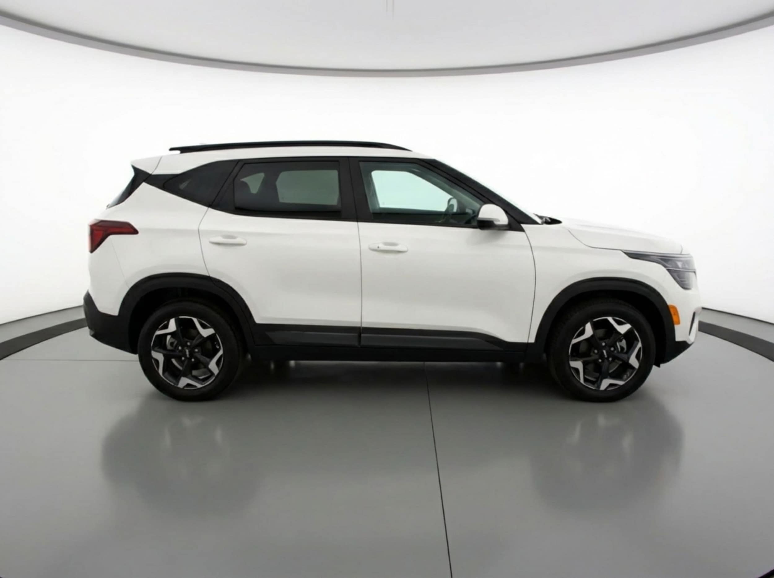 Thumbnail: 2025 Kia Seltos - 8