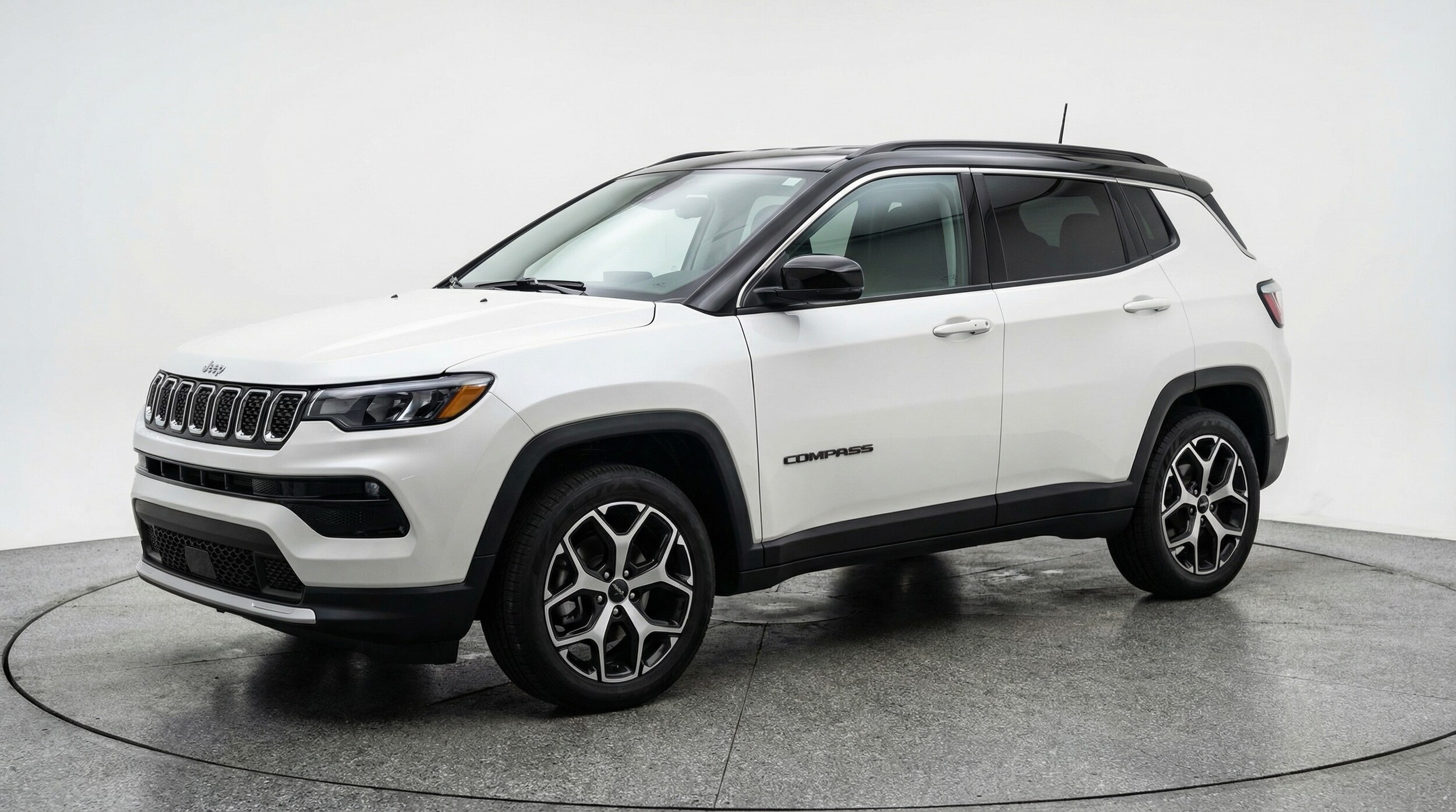 Thumbnail: 2025 Jeep Compass - 3