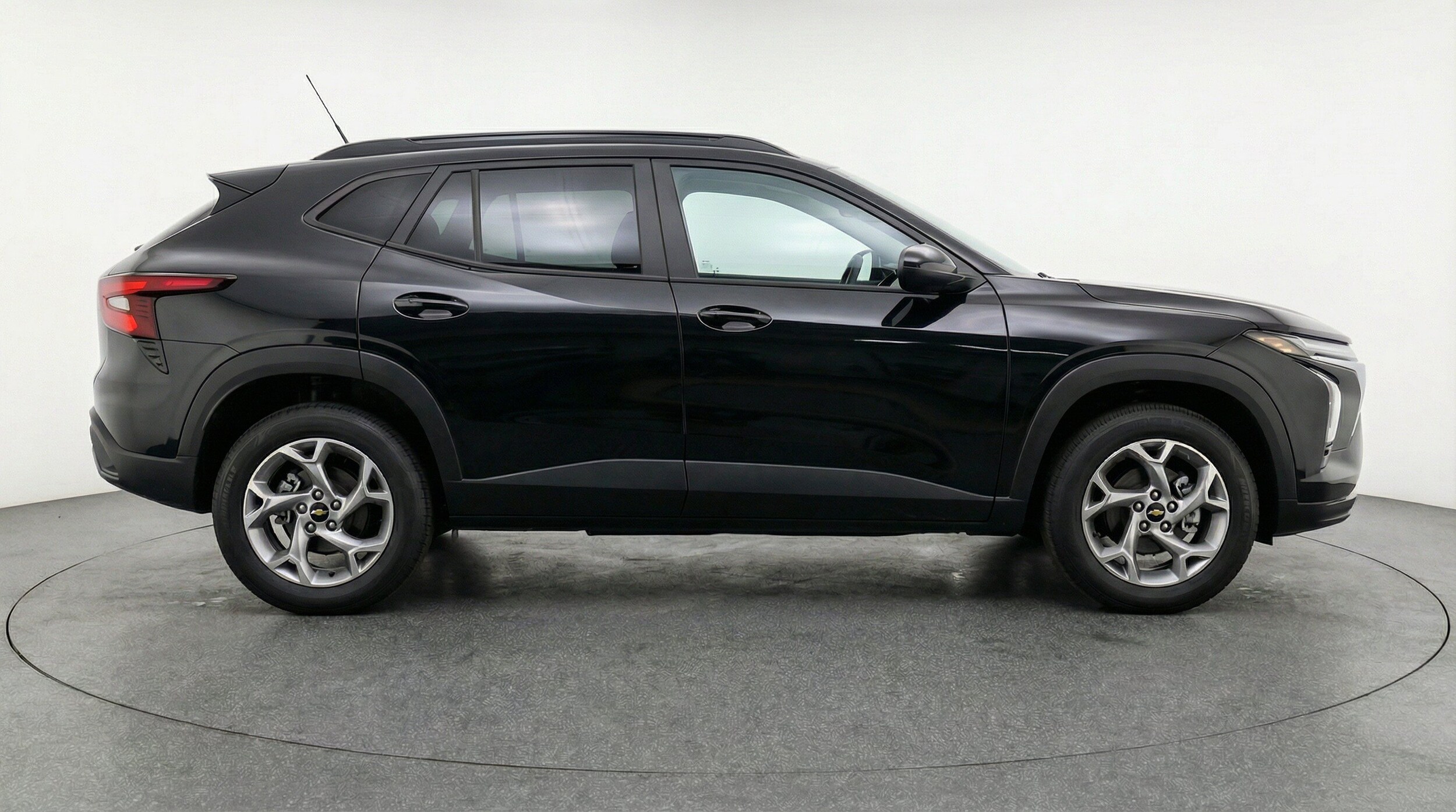 Thumbnail: 2025 Chevrolet Trax - 11