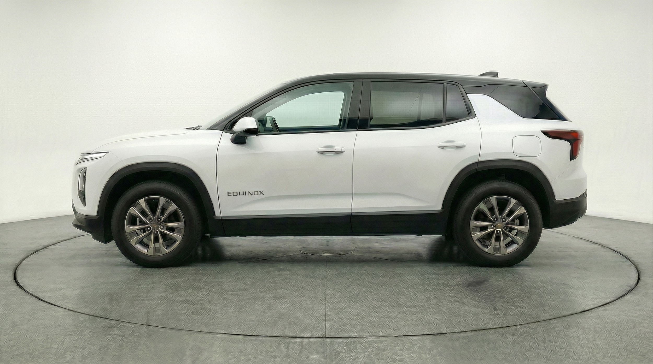 Thumbnail: 2025 Chevrolet Equinox - 4