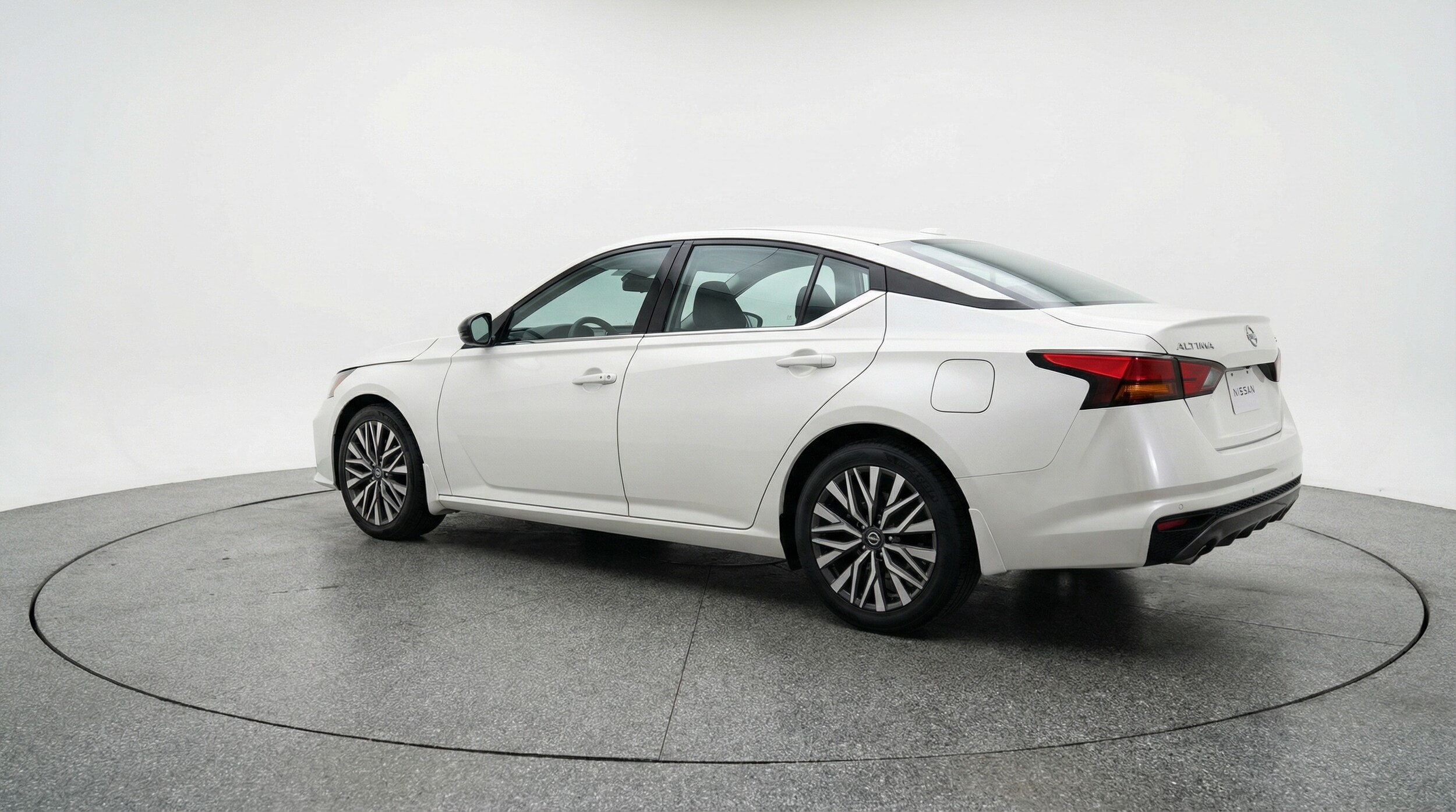 Thumbnail: 2025 Nissan Altima - 5