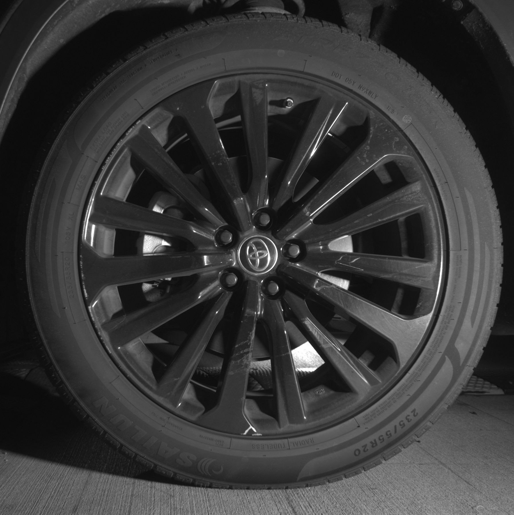 Thumbnail: 2024 Toyota Highlander - 12