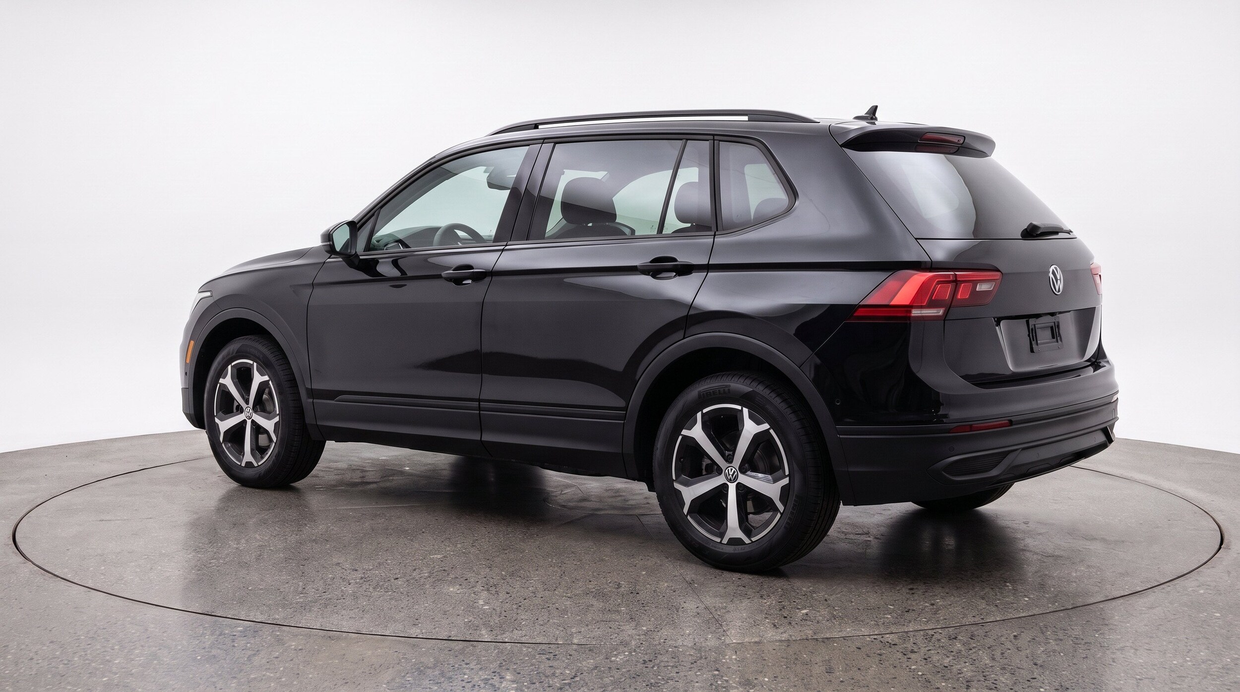 Thumbnail: 2026 Volkswagen Tiguan - 6