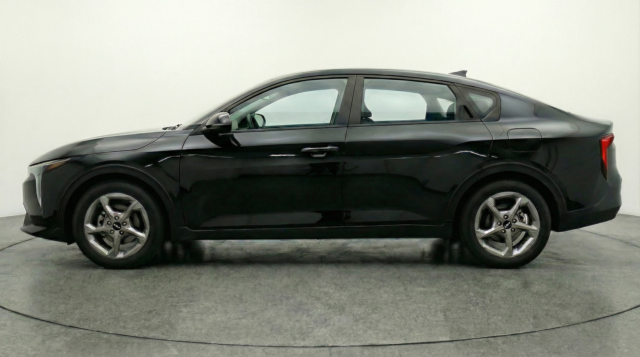 Thumbnail: 2025 Kia K4 - 4