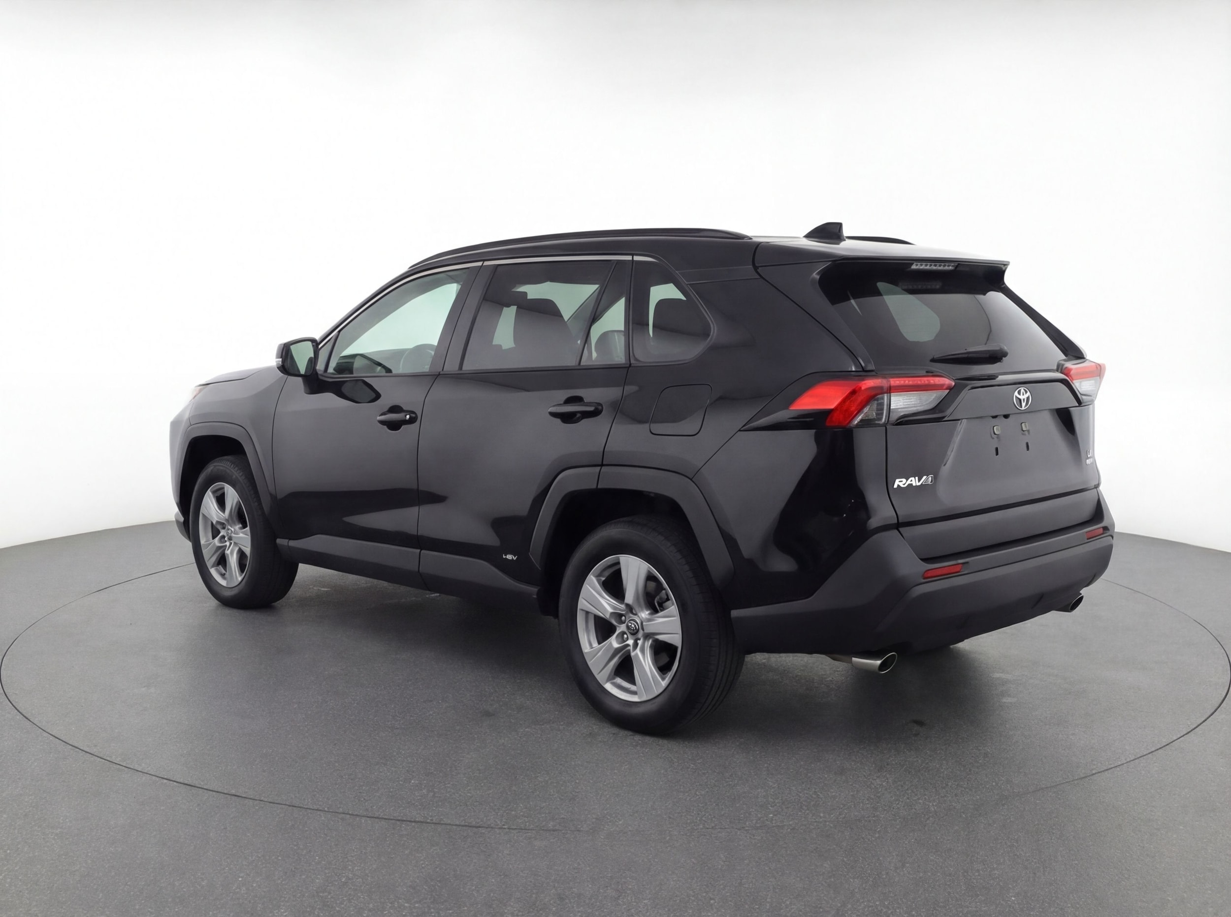 Thumbnail: 2025 Toyota RAV4 - 5