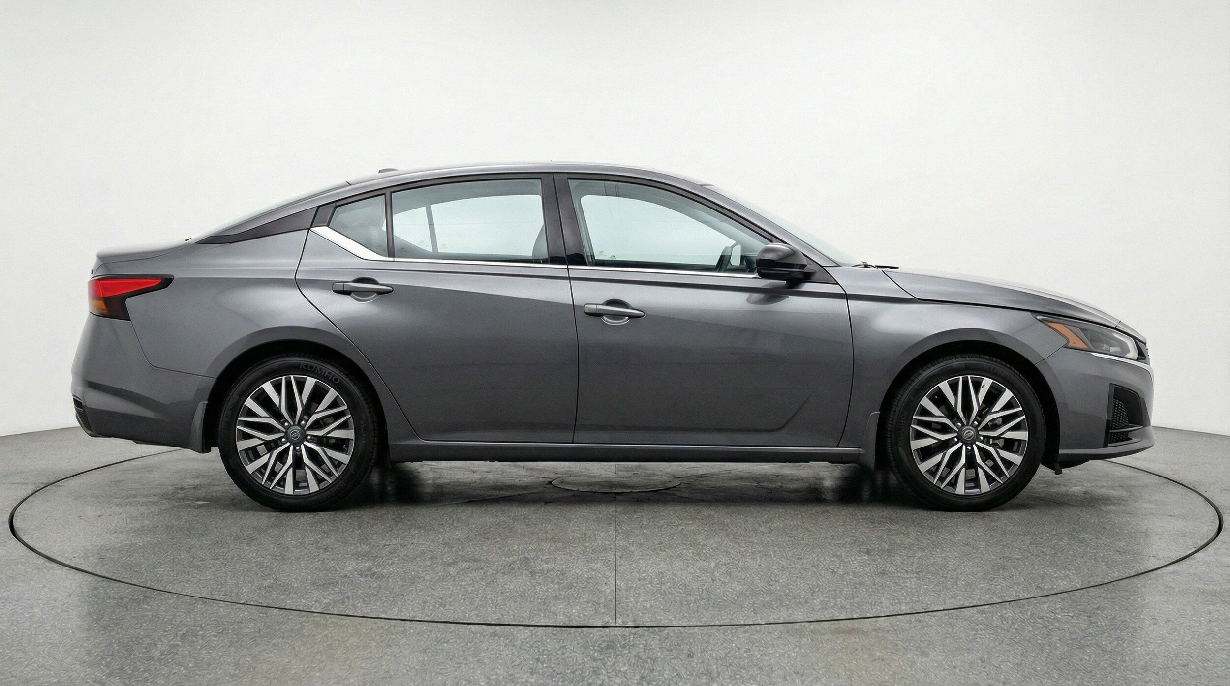 Thumbnail: 2025 Nissan Altima - 11