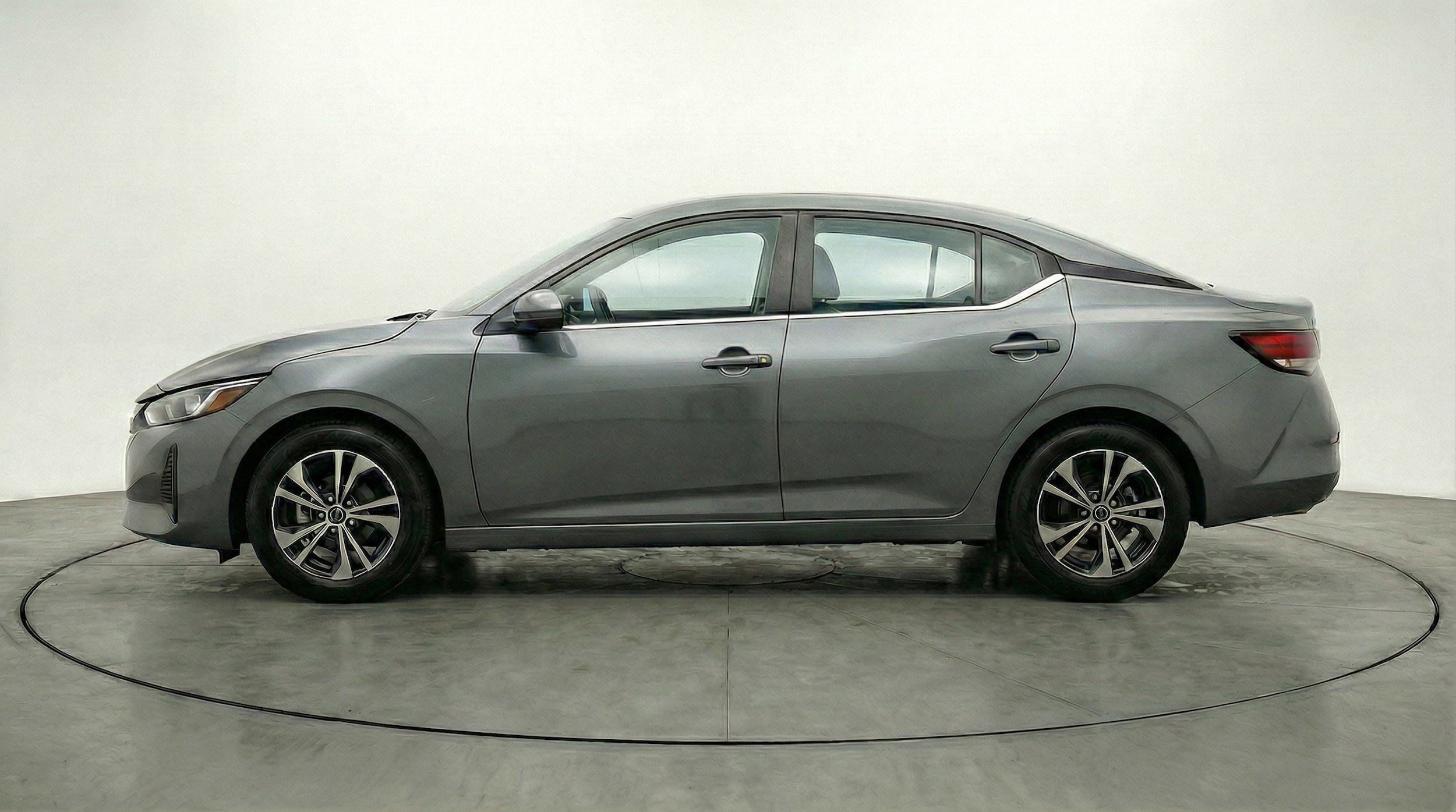 Thumbnail: 2025 Nissan Sentra - 5