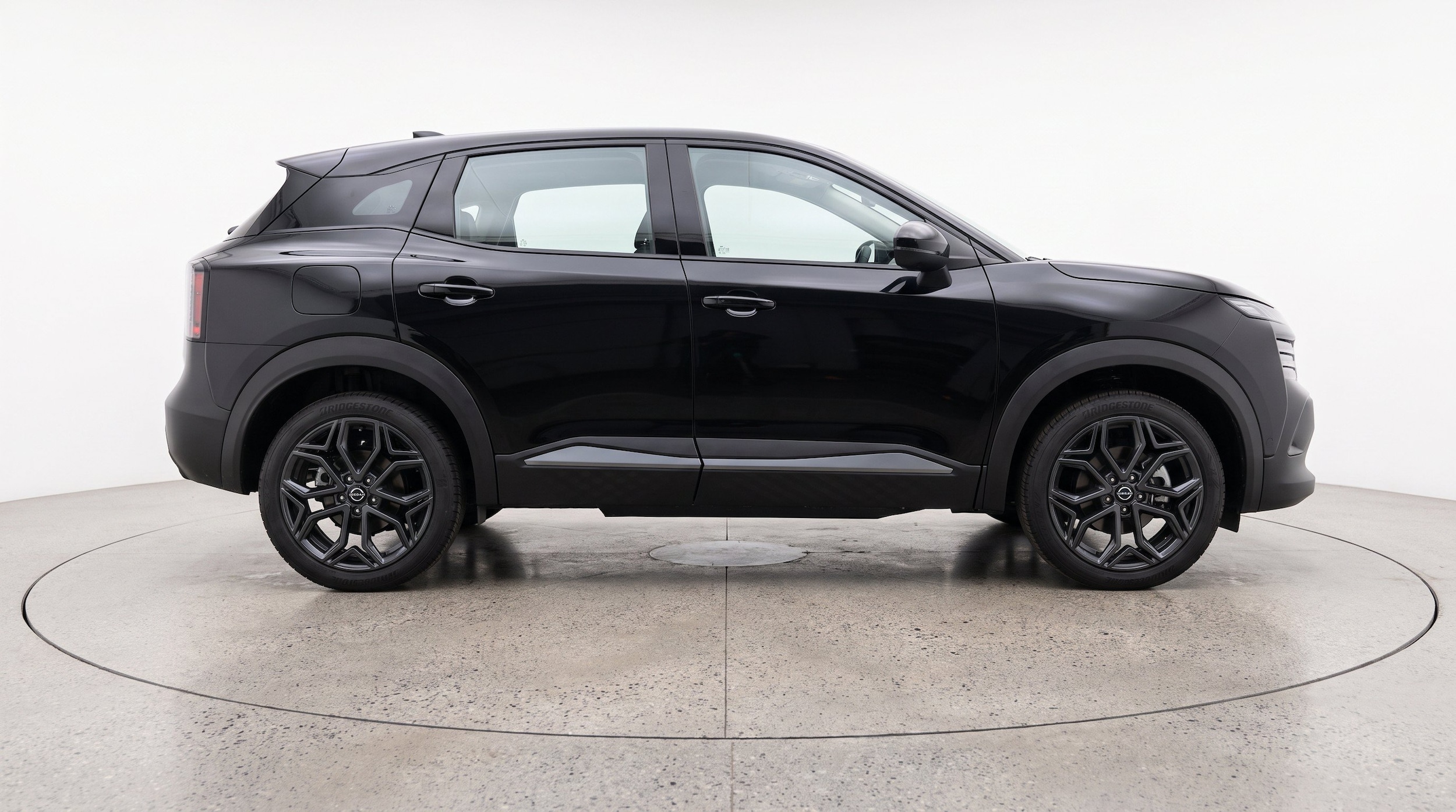 Thumbnail: 2026 Nissan Kicks - 11