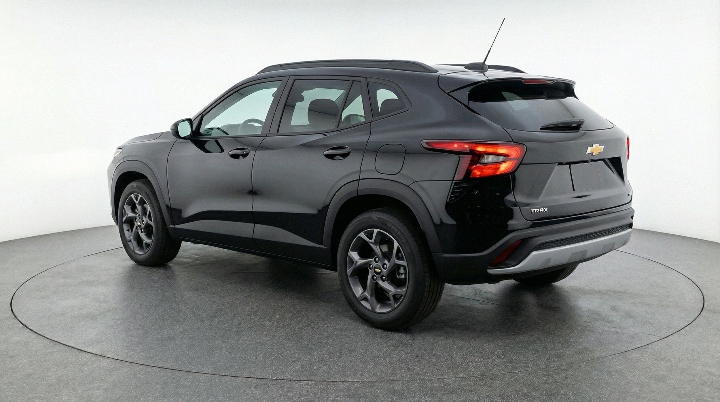 Thumbnail: 2025 Chevrolet Trax - 6