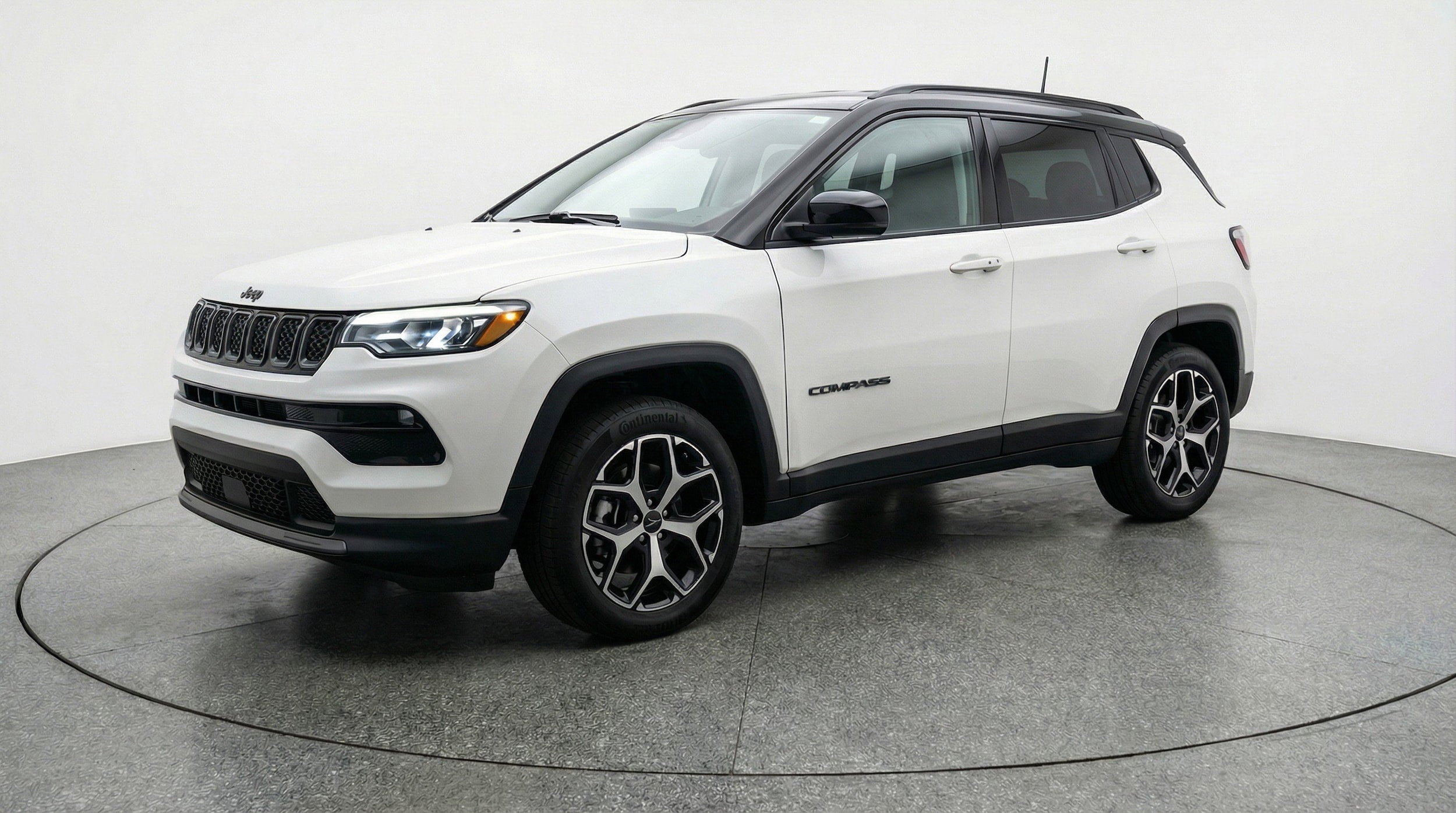 Thumbnail: 2025 Jeep Compass - 3