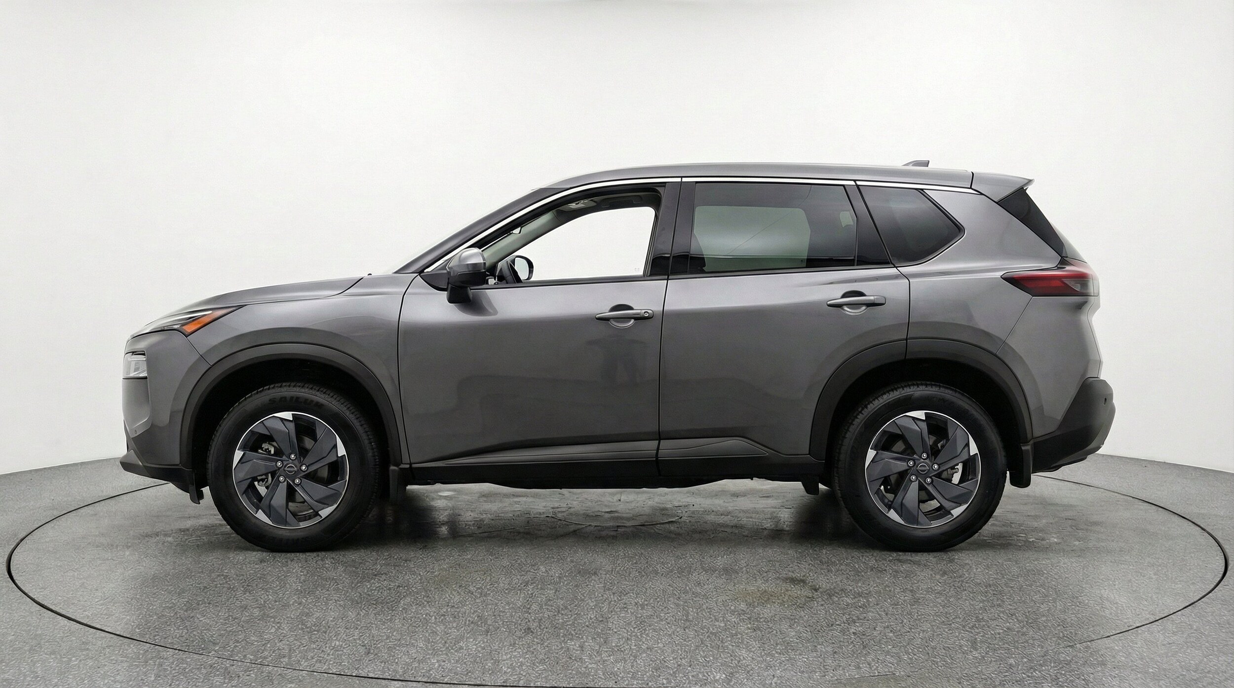Thumbnail: 2025 Nissan Rogue - 5