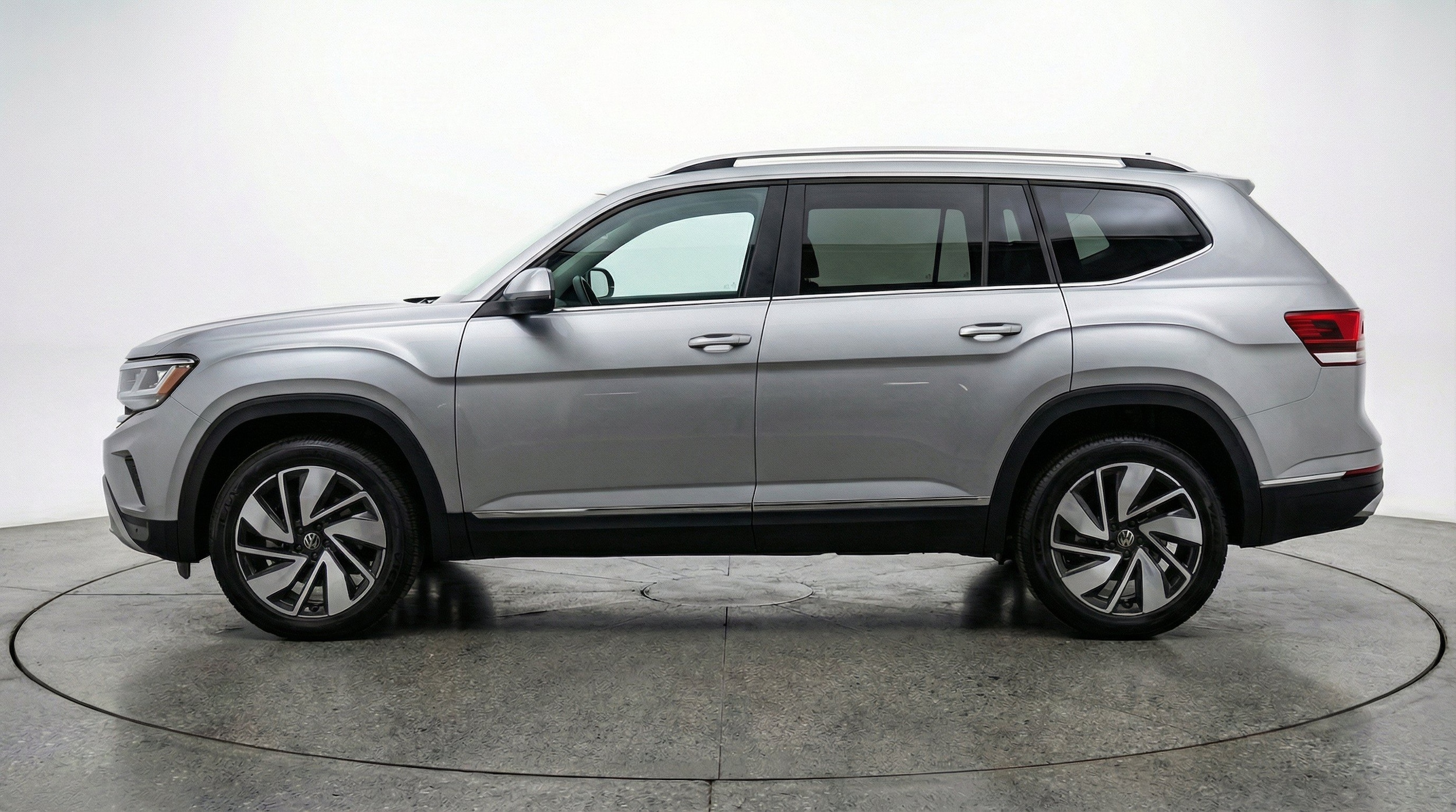 Thumbnail: 2026 Volkswagen Atlas - 5