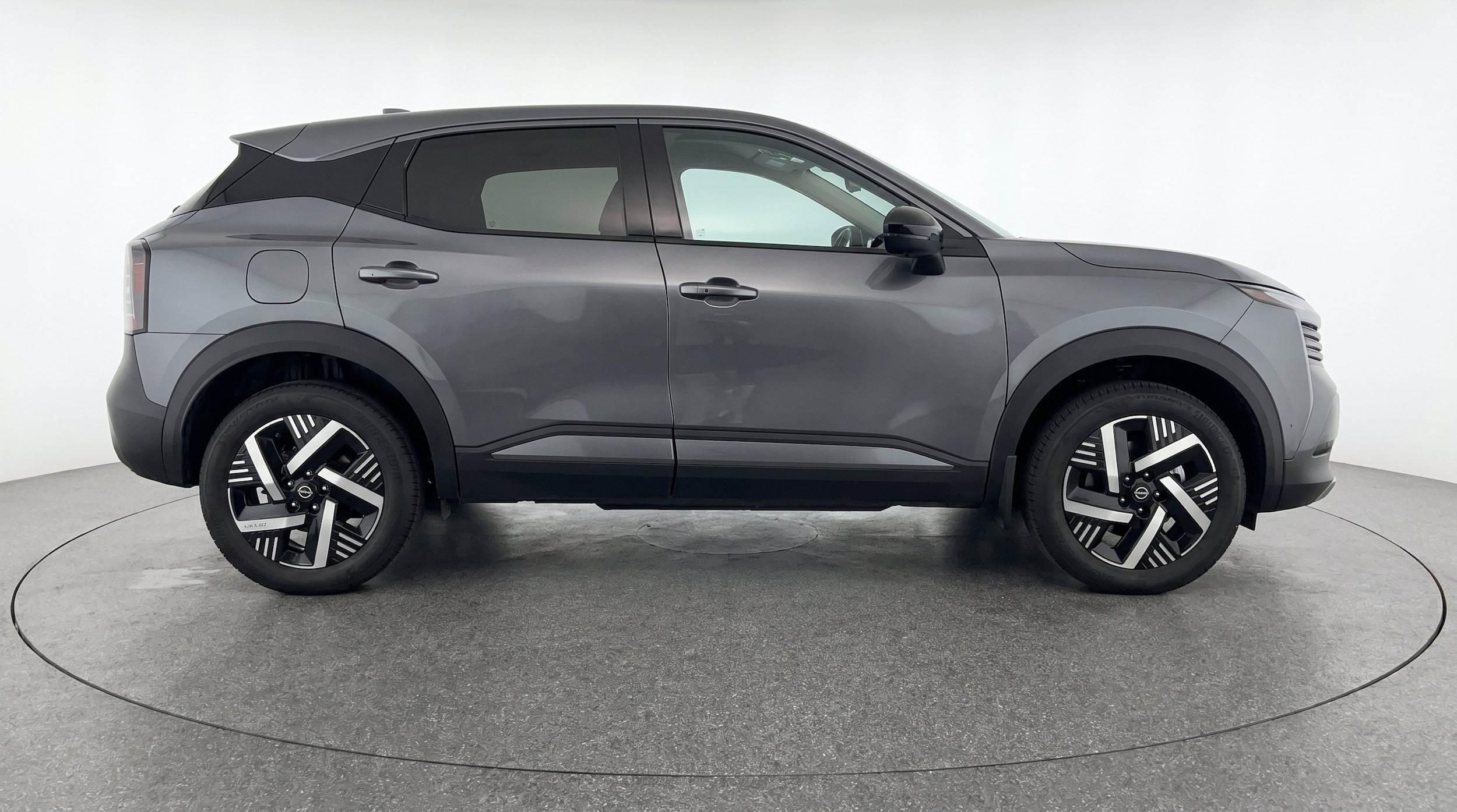 Thumbnail: 2026 Nissan Kicks - 11