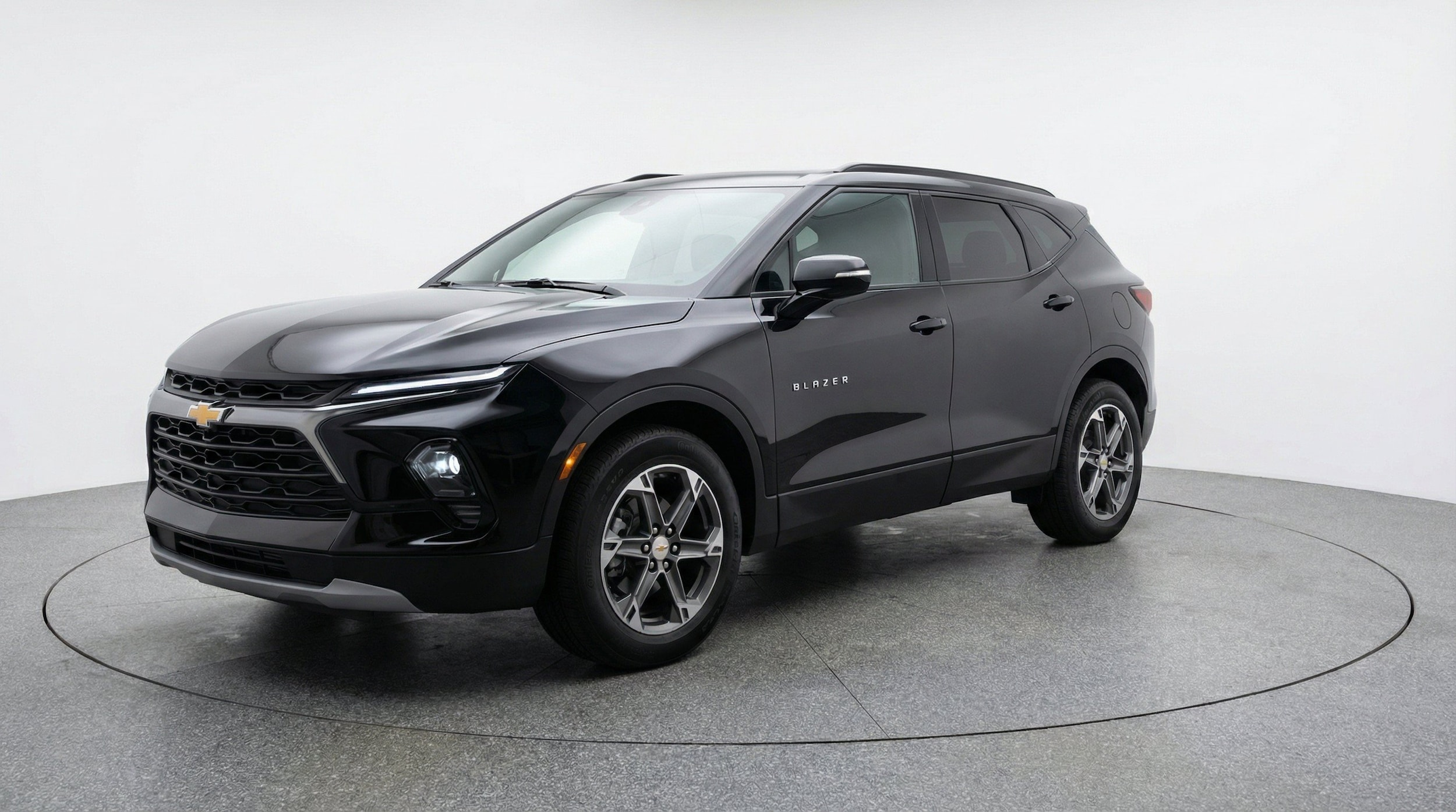 Thumbnail: 2026 Chevrolet Blazer - 3
